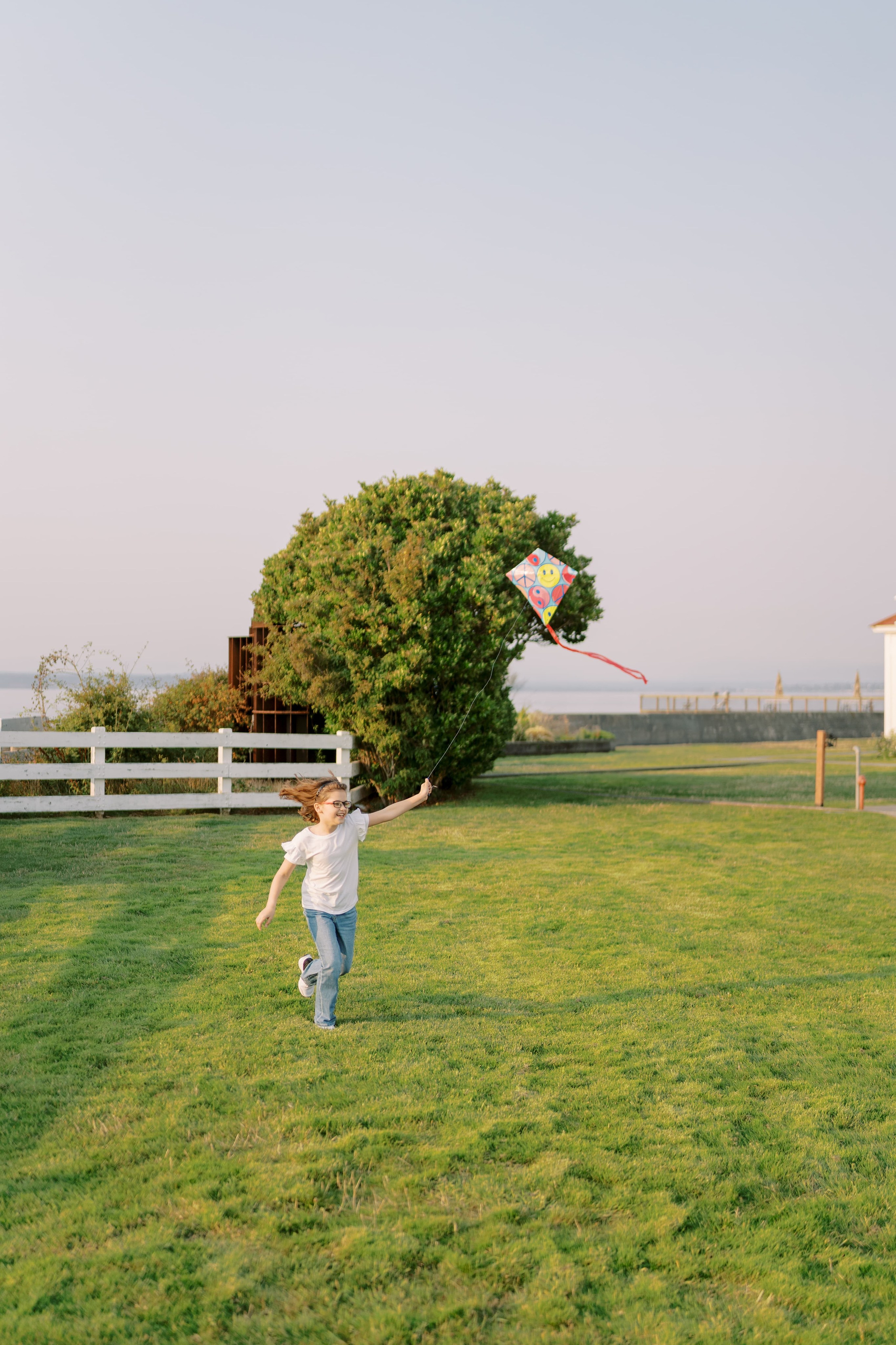 Family photoshoot. Vitalina with her family. August 2024. Lighthouse in Mukilteo. EVAN ARISTOV WEDDING PHOTOGRAPHY — Seattle Wedding Photographer