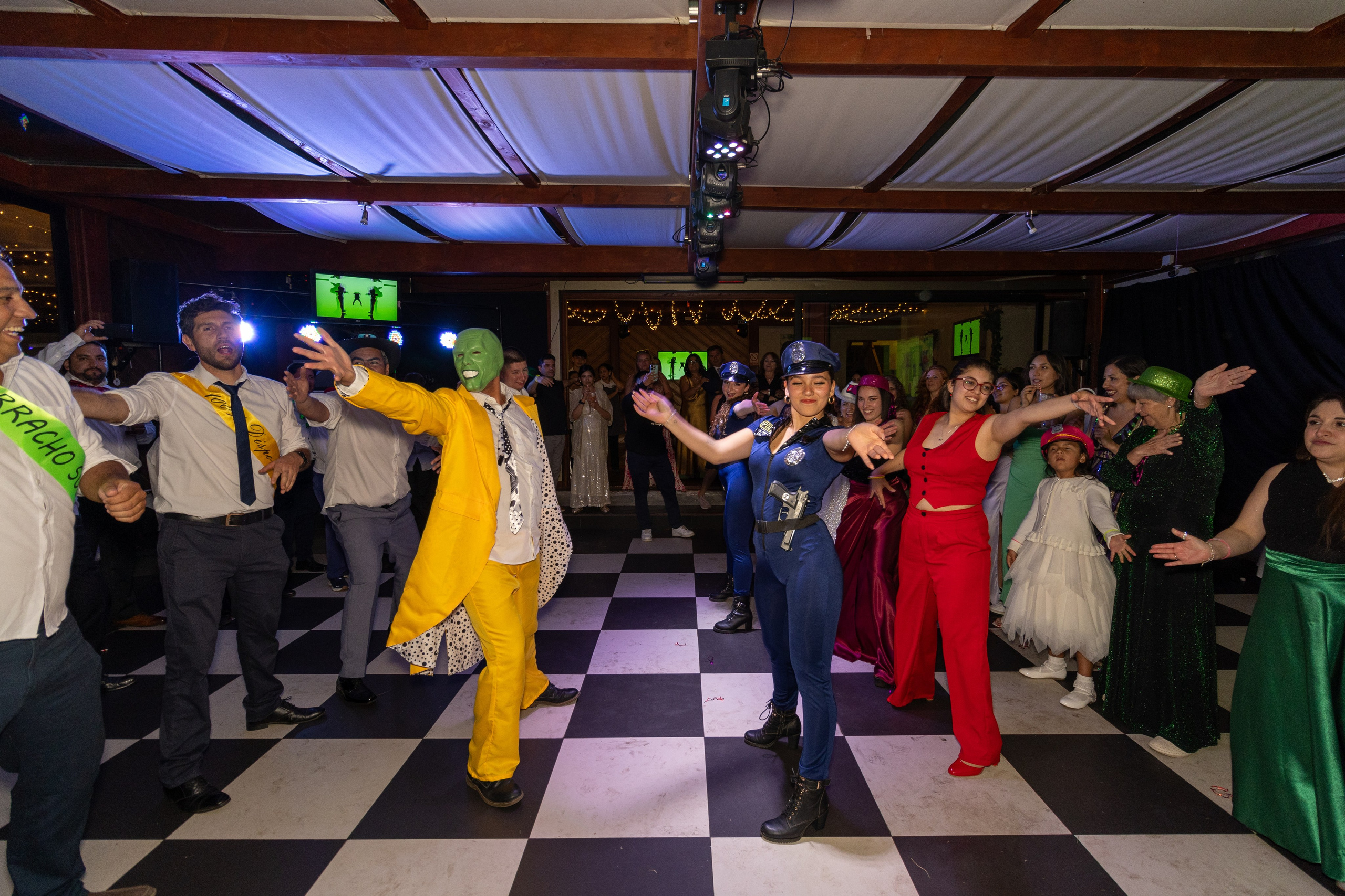 Katherin y Daniel. Dinka & Emilio - El arte de preservar lo que no se repite