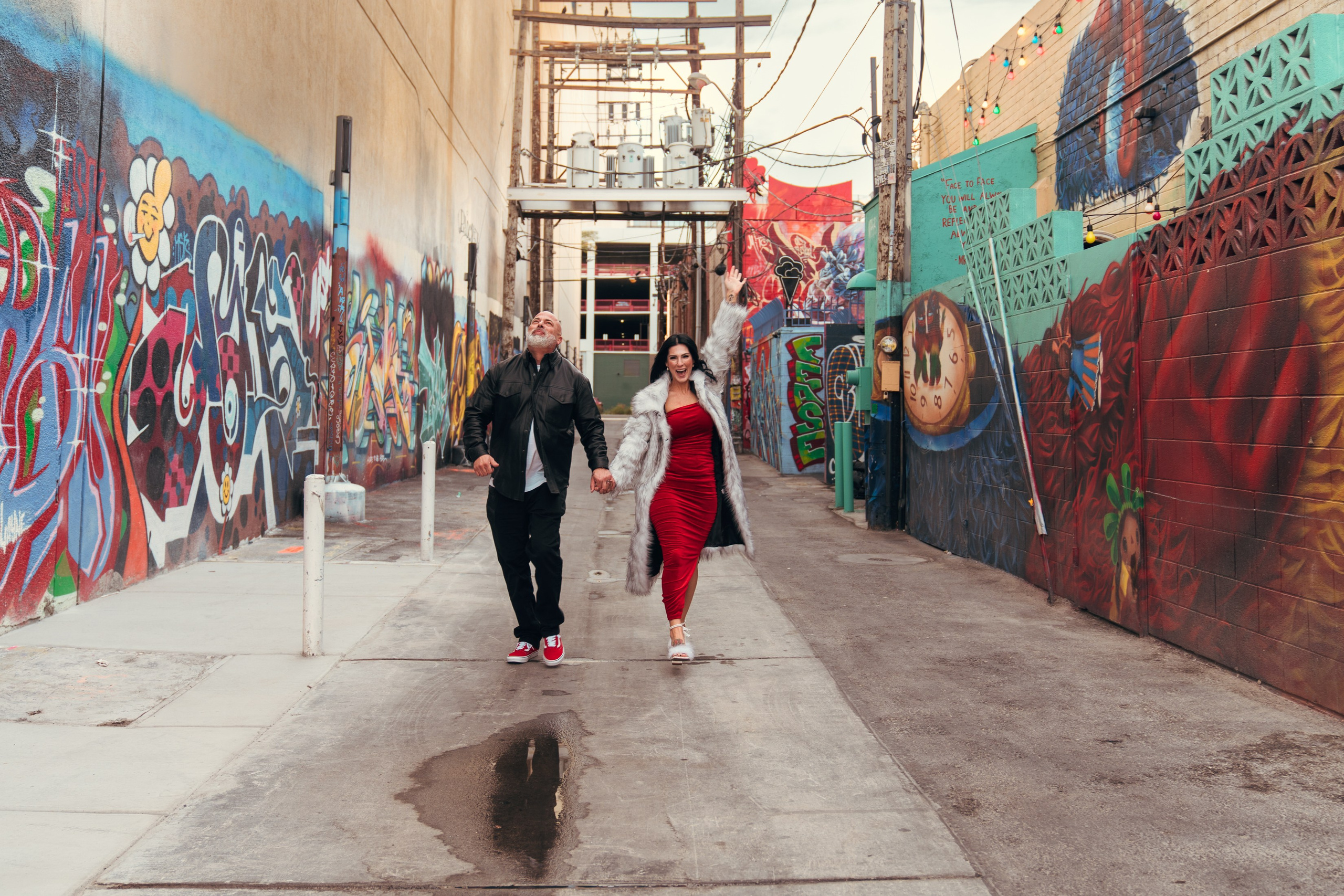 Linzey&Chad. Wedding & elopement photographer Viktoriya Kravtsov. Las Vegas