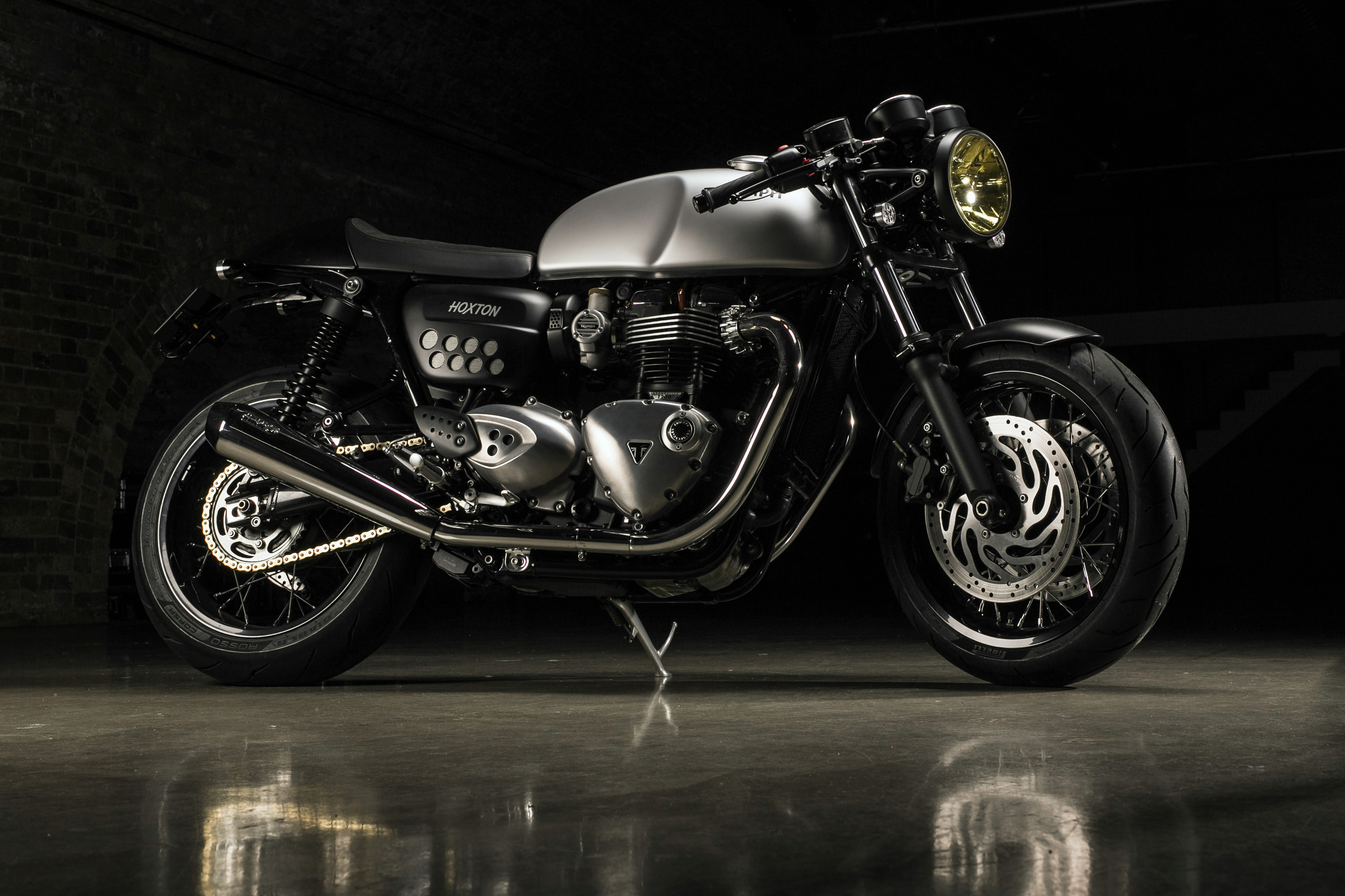 Studio. Automotive photographer based in London