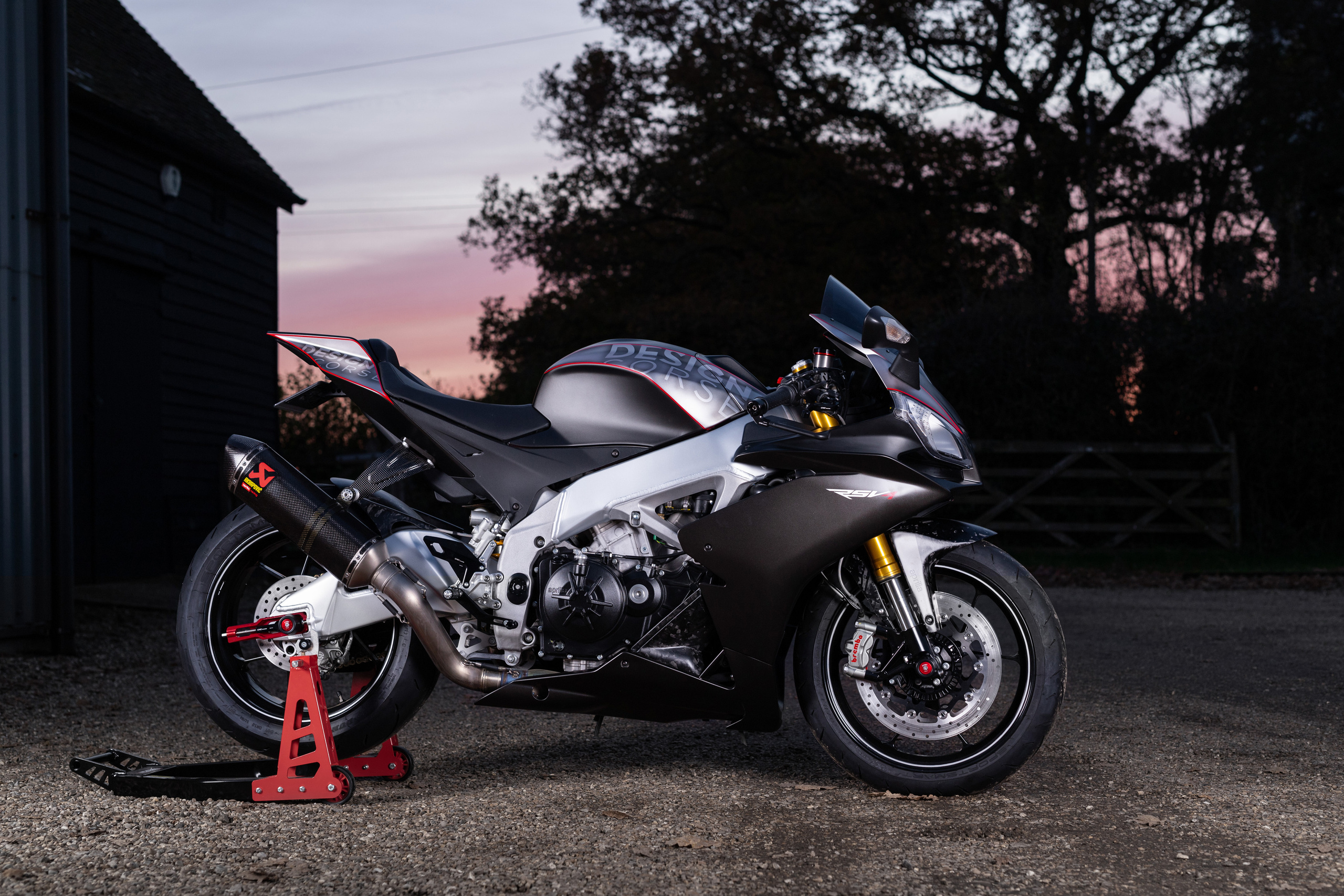 Studio. Automotive photographer based in London