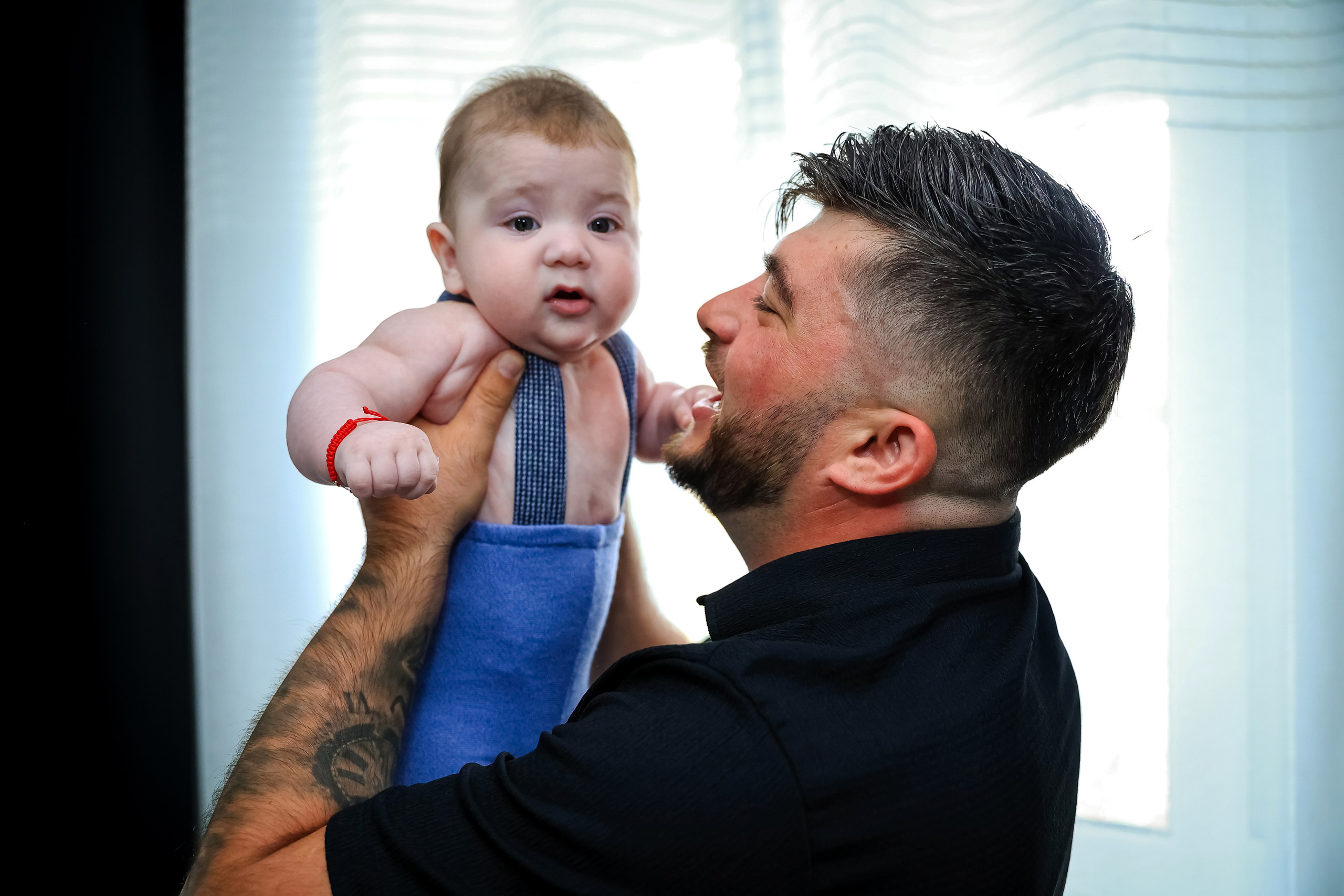 Andrei Damian. Moments By Gub