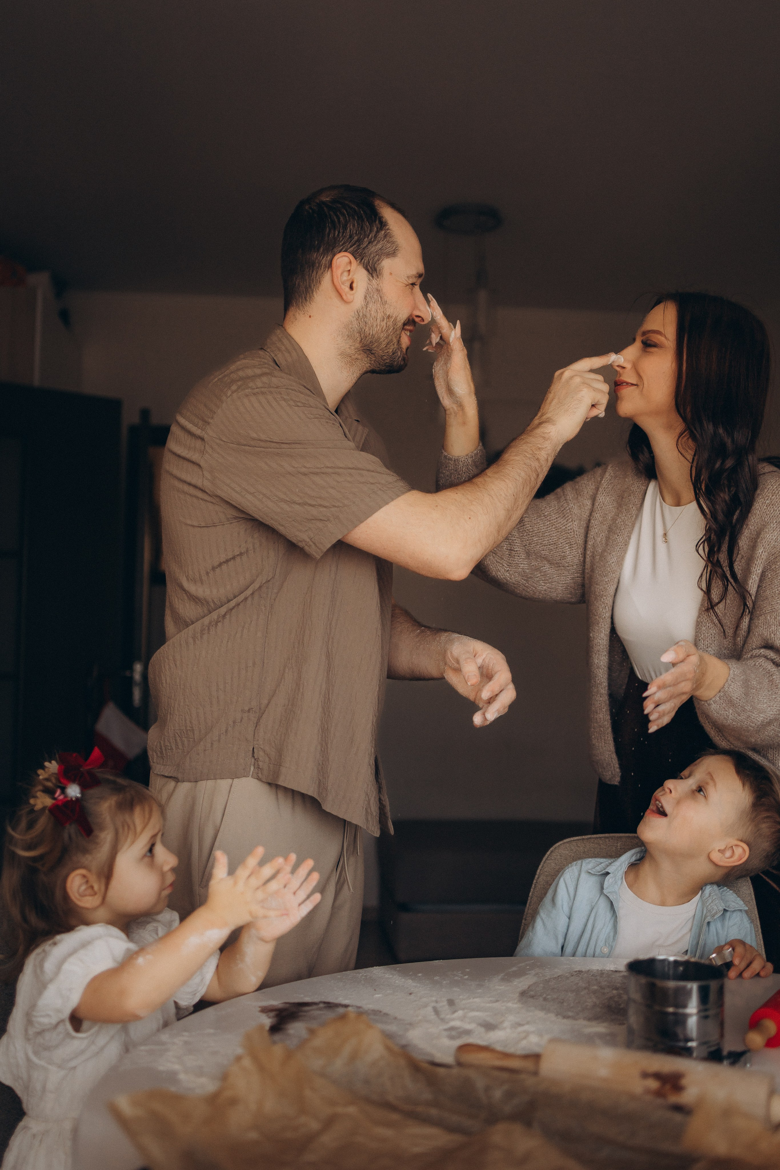 LANAS ģimene. GALVENĀ