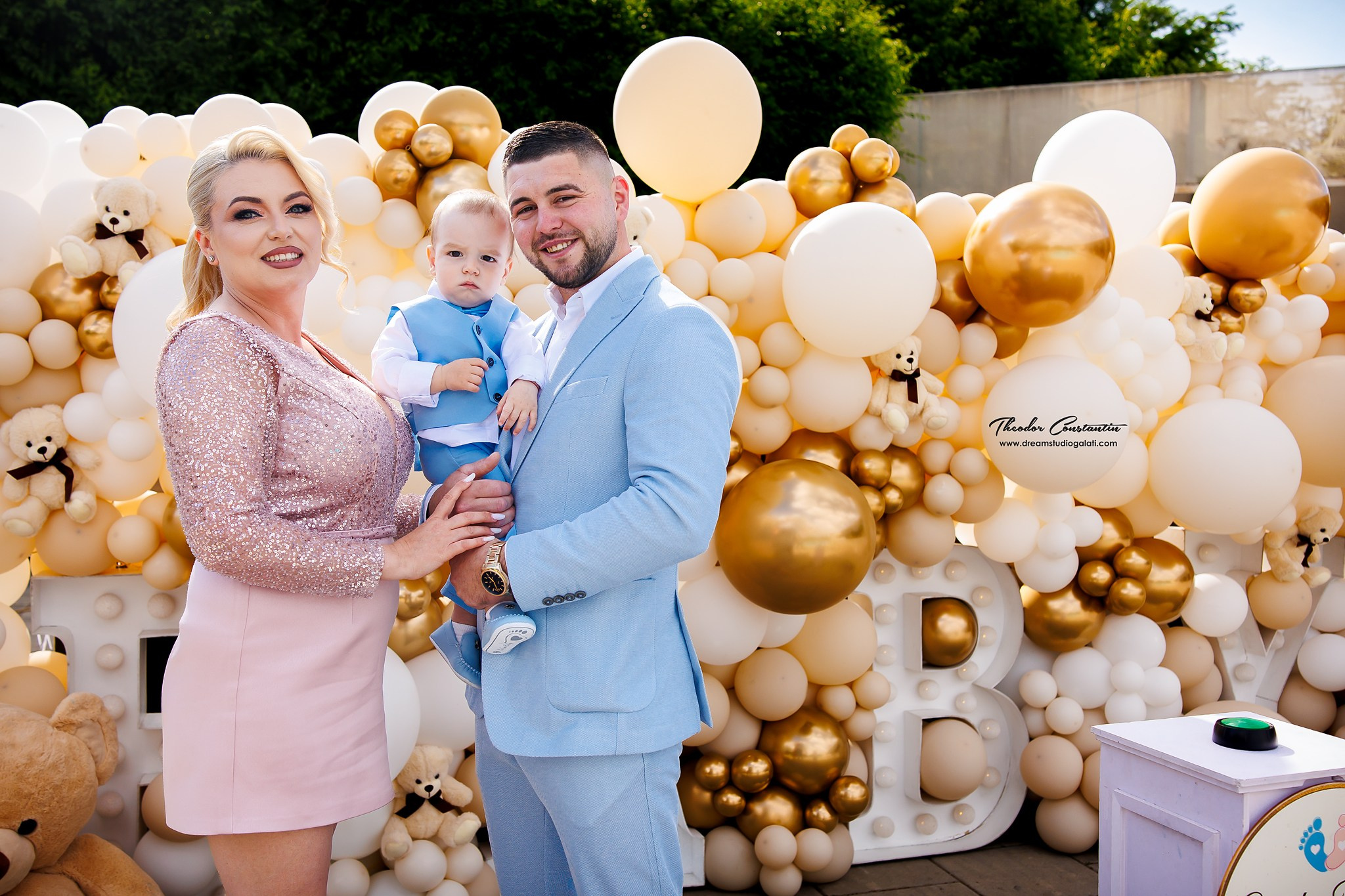 Logodna. Dream Studio Galați – ședințe foto profesionale pentru familie, portrete și evenimente