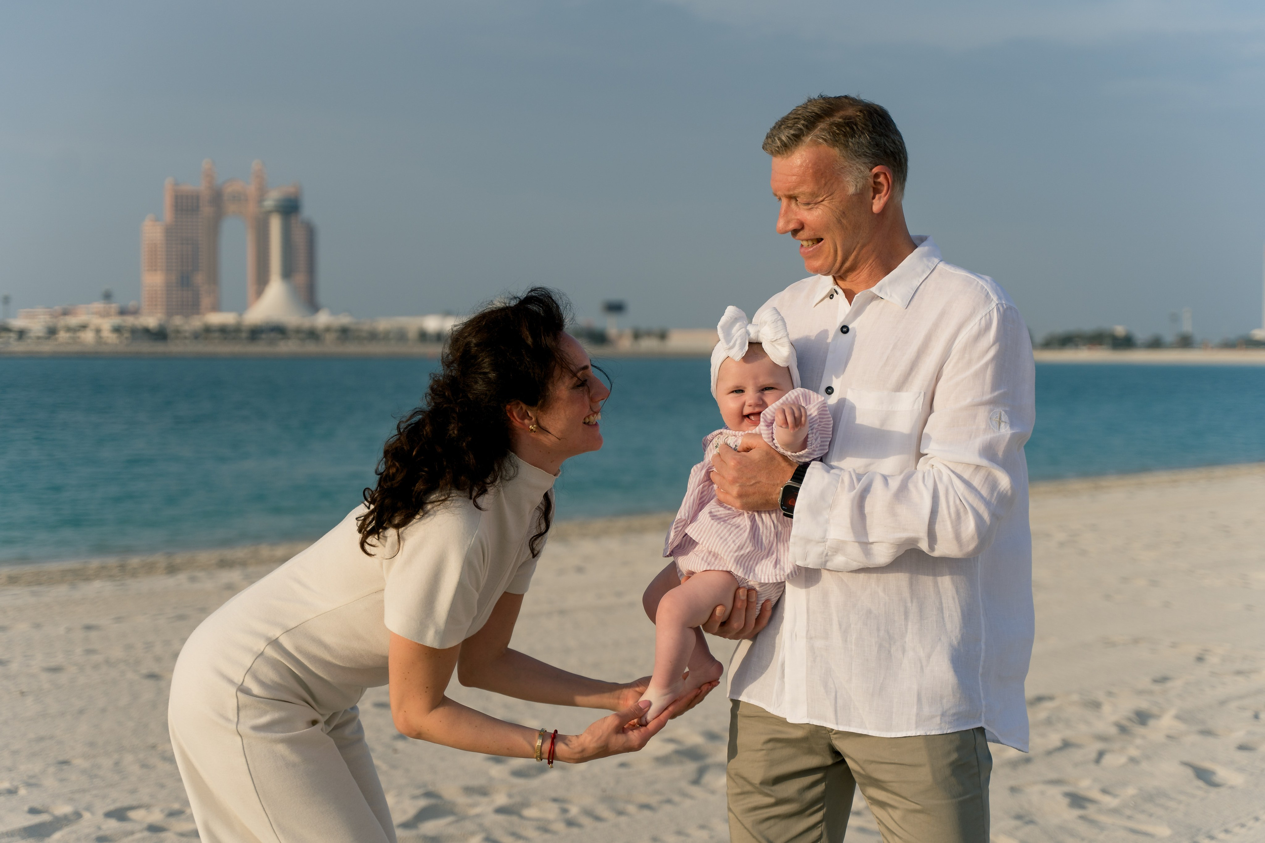 Семейная фотосессия в Отеле. Фотограф в Абу Даби Марина