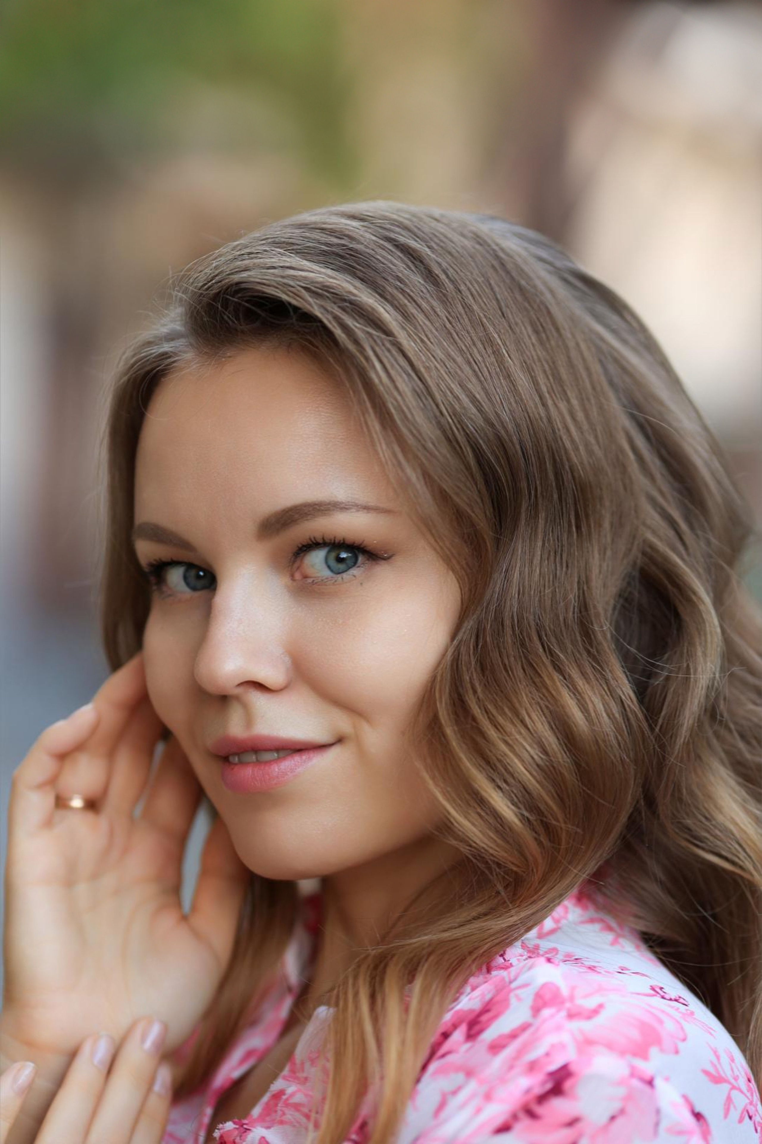 Family Walk in Alanya Old City | Colourful Streets Photoshoot. Professional Photographer in Alanya, Side, Belek, Antalya. Turkiye