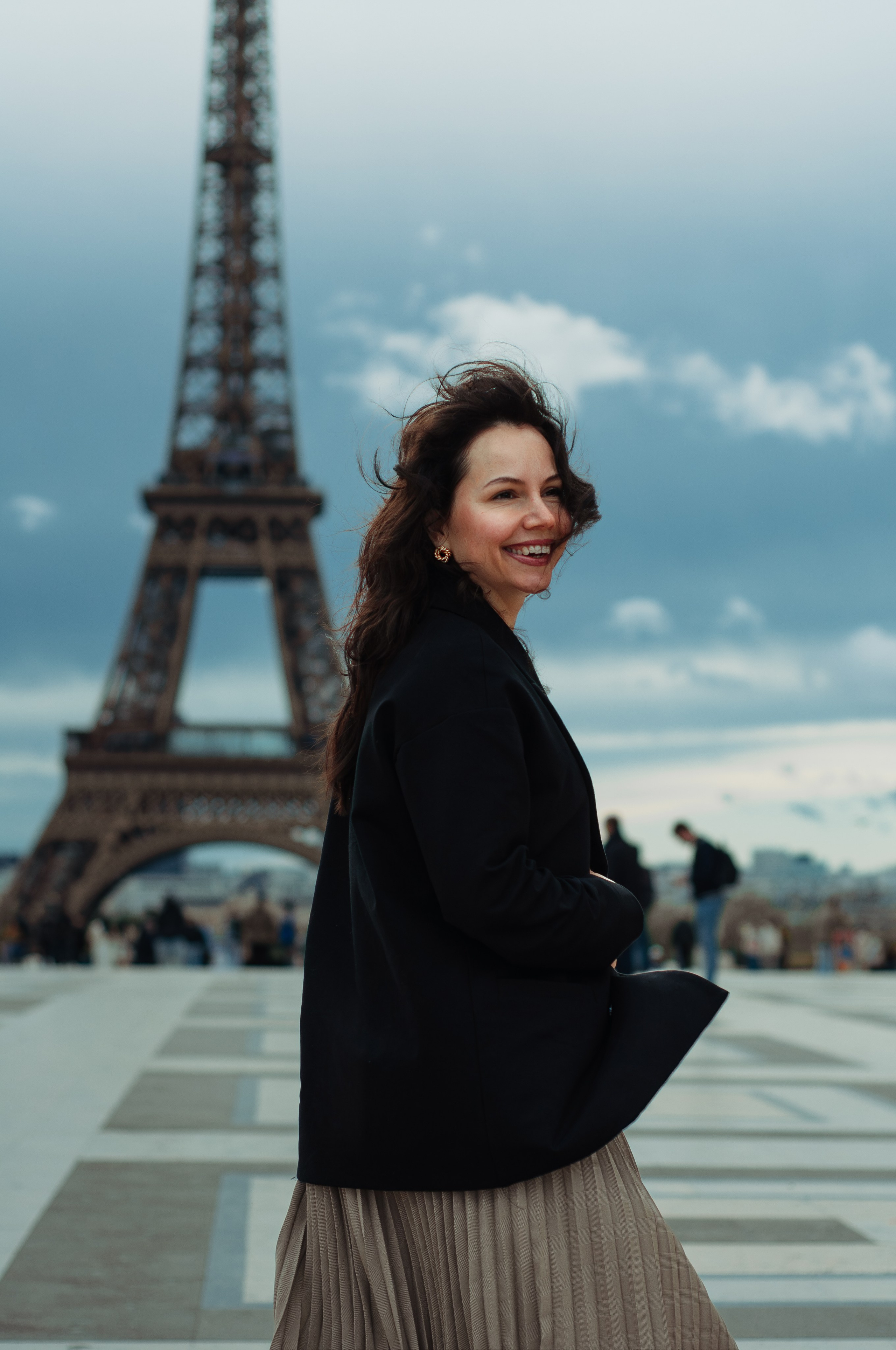 Eiffel Tower Family Photoshoot. Paris photographer — Polina Osipova