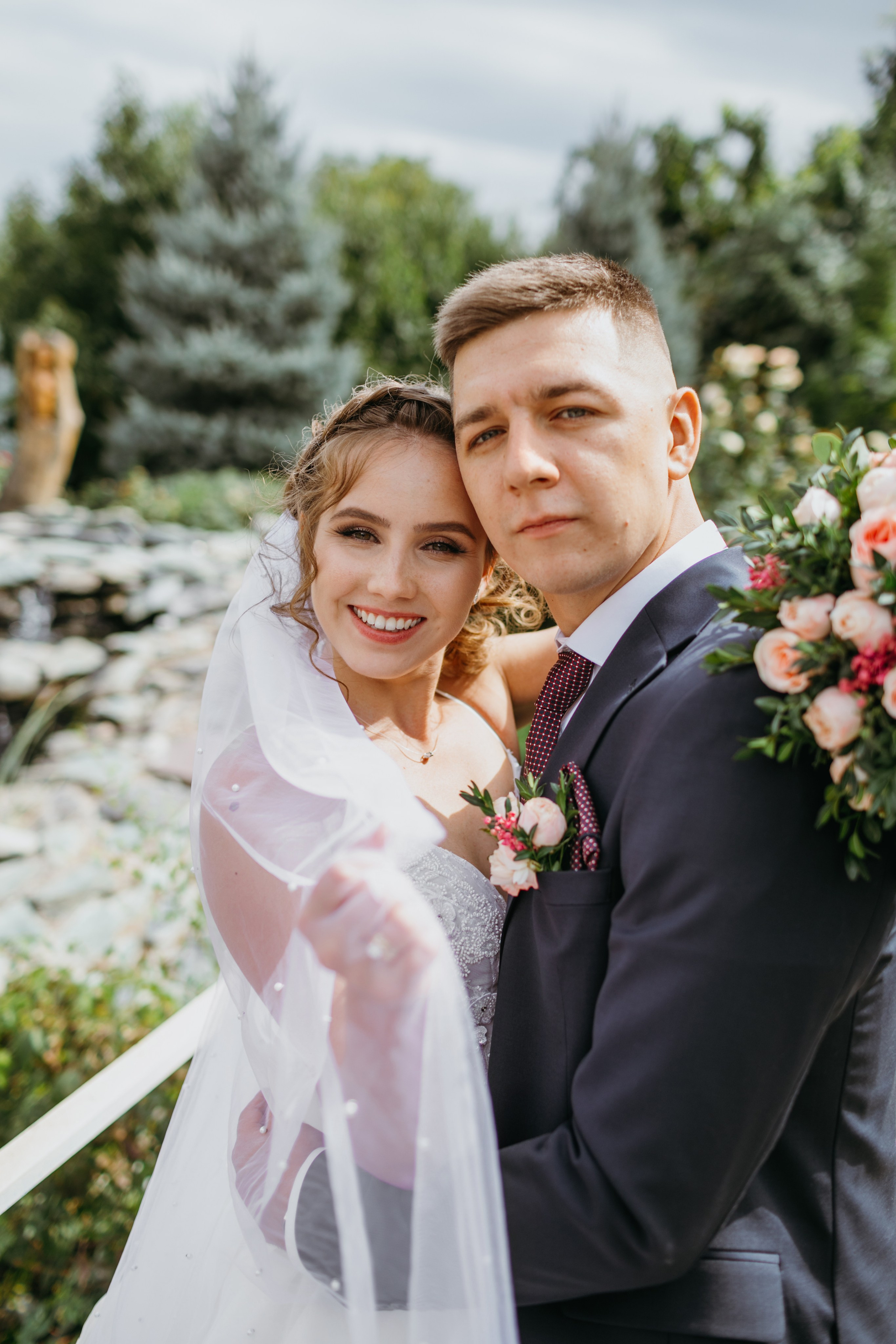 Свадебная фотоссесия для молодоженов в Бишкеке. Фотограф в Бишкеке Оксана Шувалова