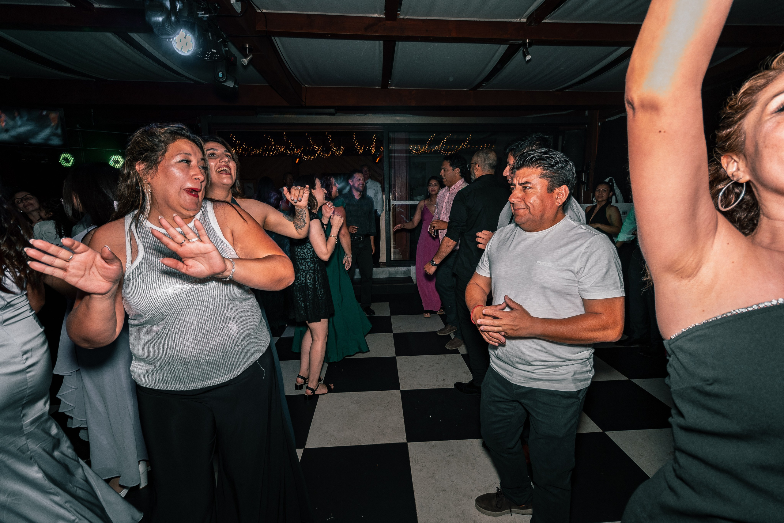 Katherin y Daniel. Dinka & Emilio - El arte de preservar lo que no se repite