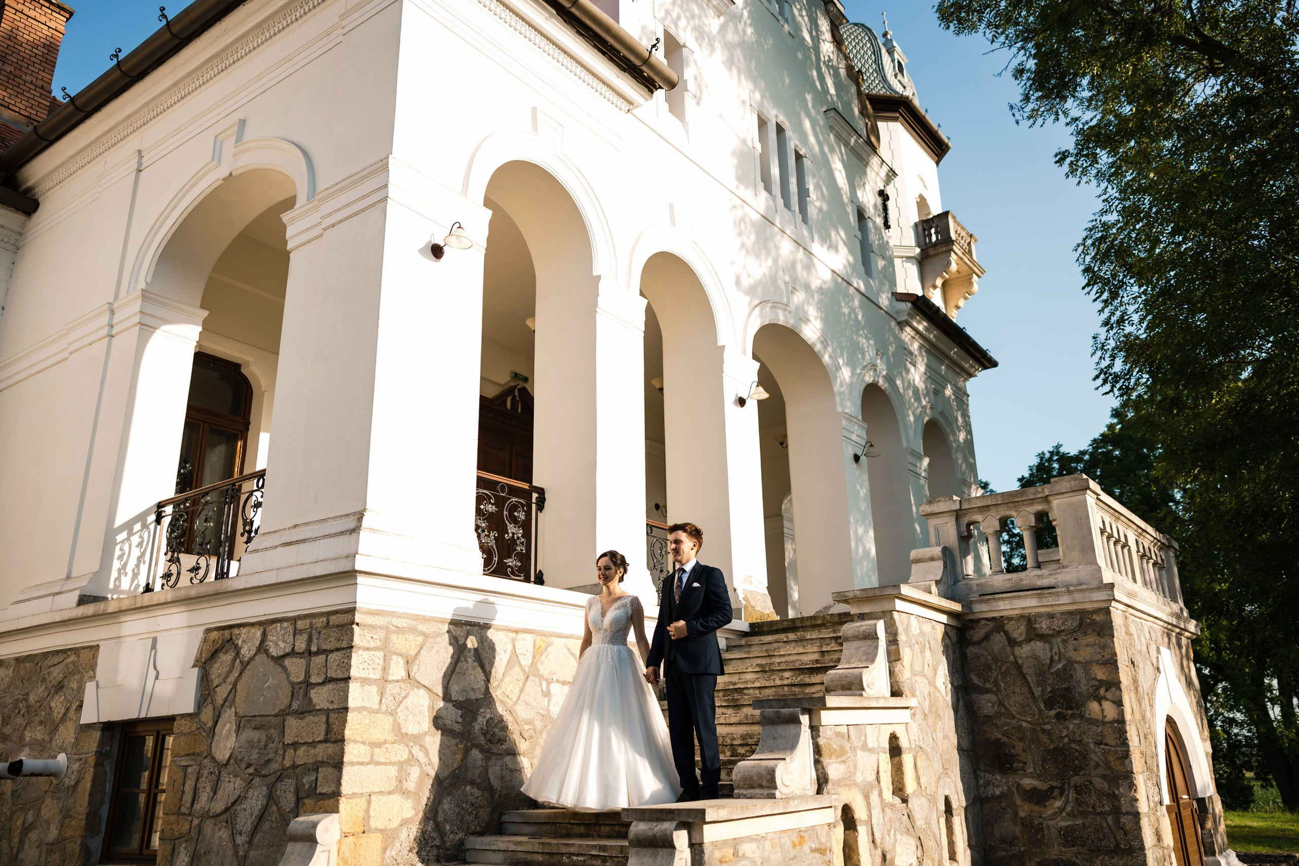 Nuntă & Save the date. Portré 📸 Photographer | Newborn photos • Maternity photos • Engagements • Weddings • Events • Portraits • Families • Birthdays • Parties