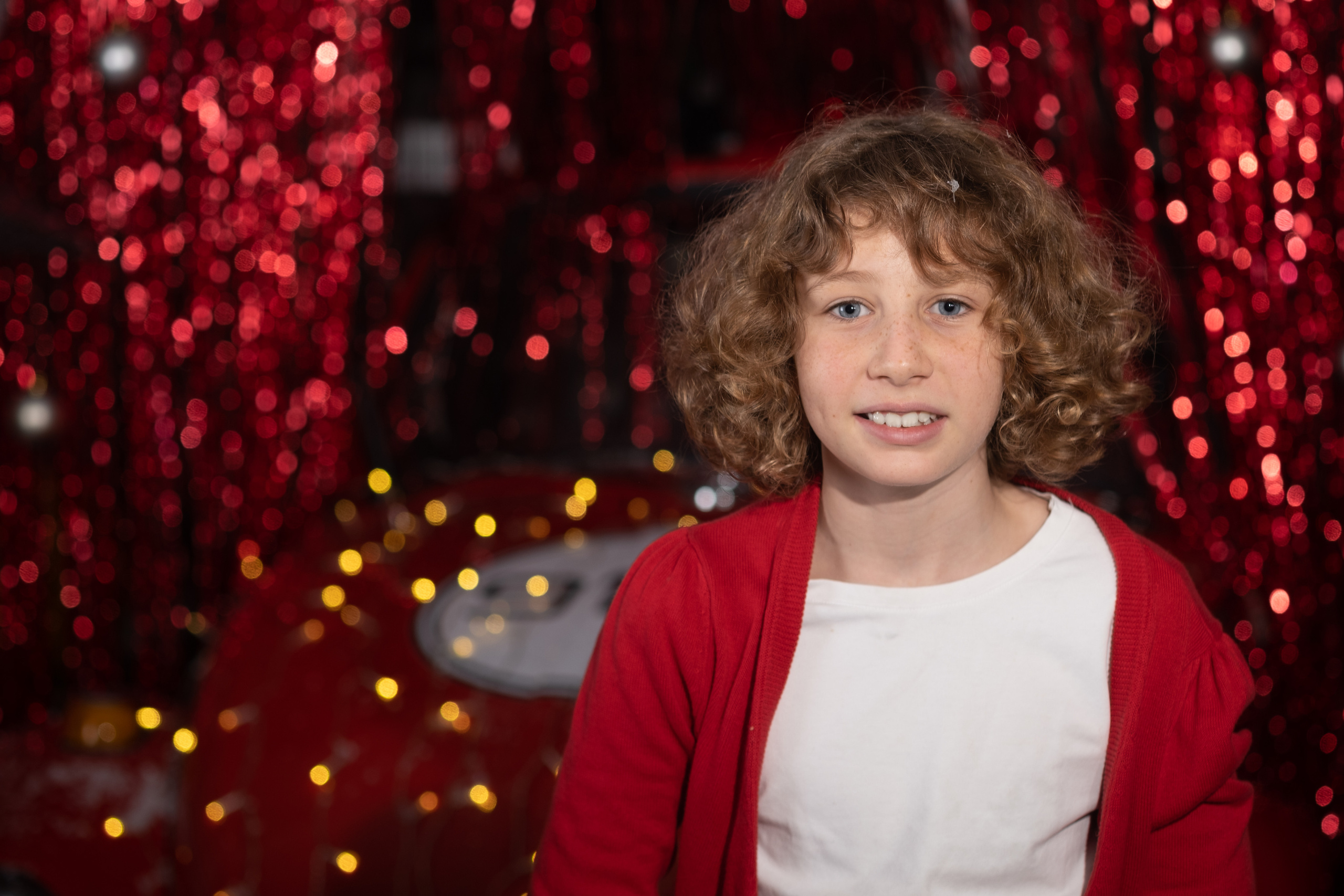 Christmas photo session Olga and Olivia. Photographer in Cyprus Lena Kirilishina