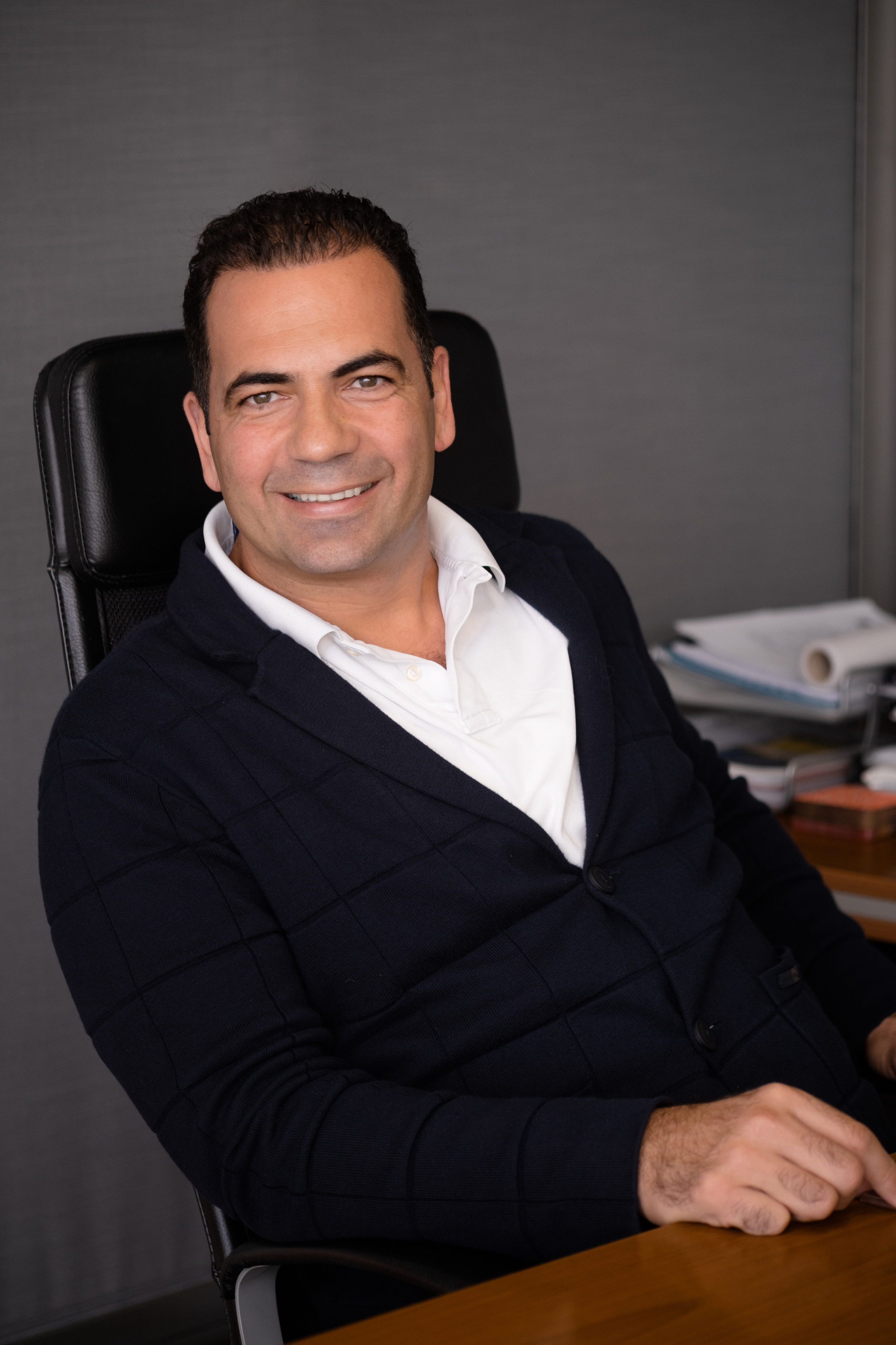 BUSINESS PORTRAIT. Photographer in Cyprus Lena Kirilishina