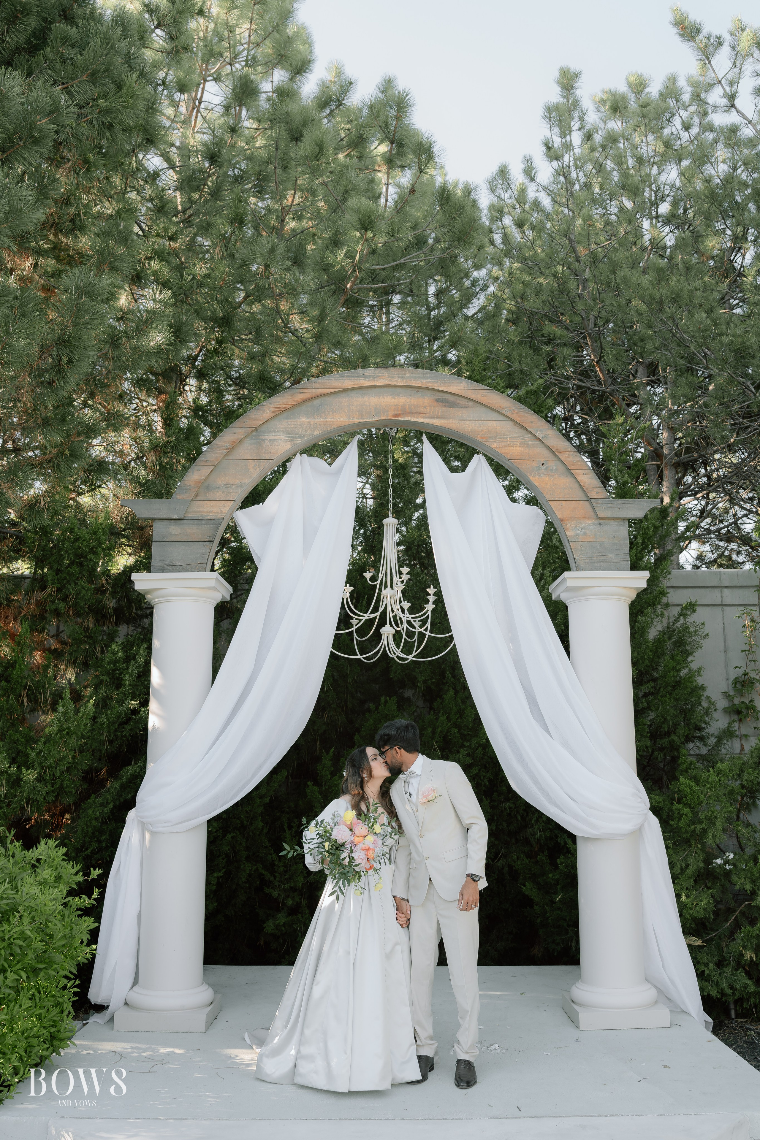 ARAVIND & MARISSA. WEDDING PHOTO COLOR GRADING