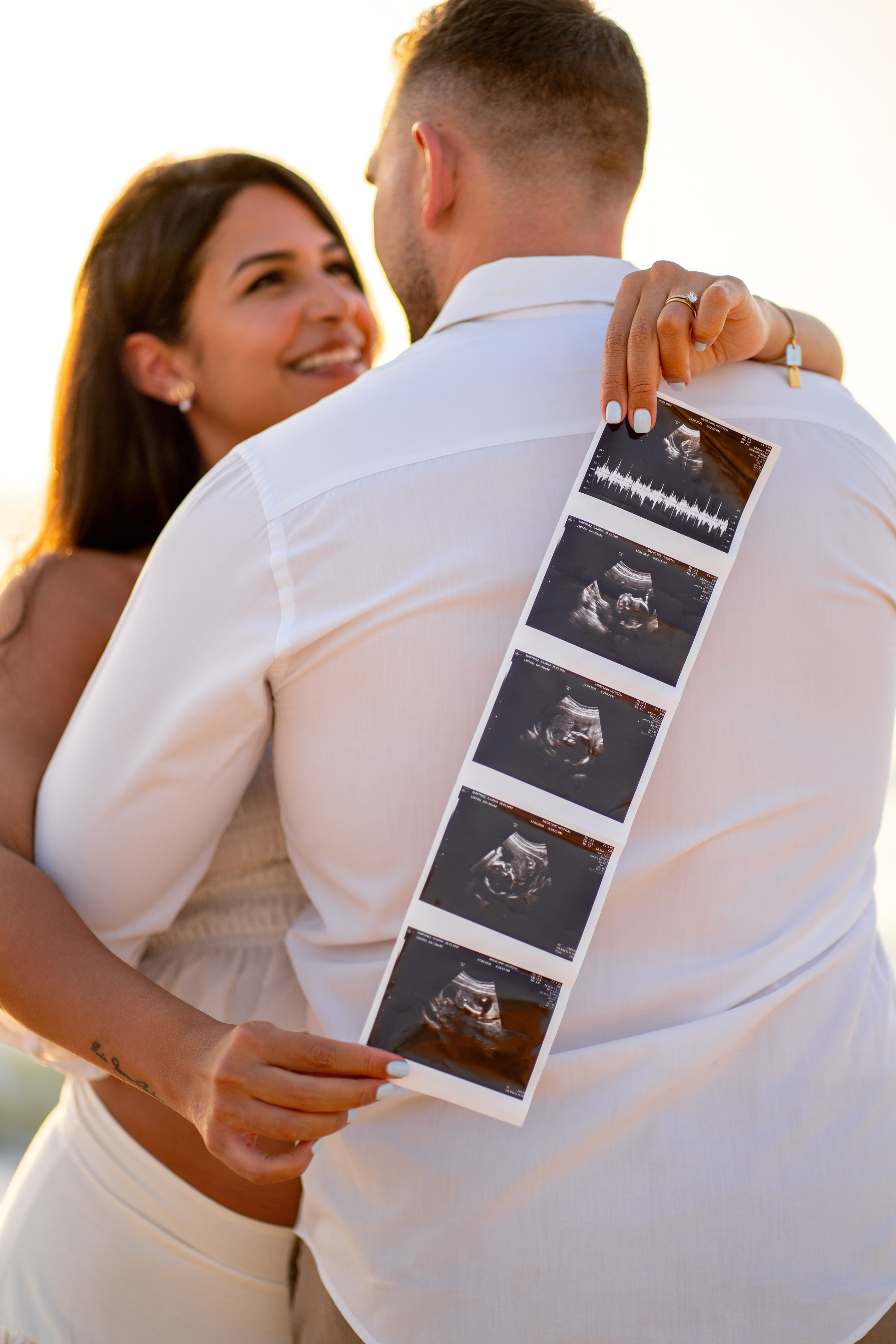 Wavy sunset. Angela Iakovleva — Family Photographer in Dubai
