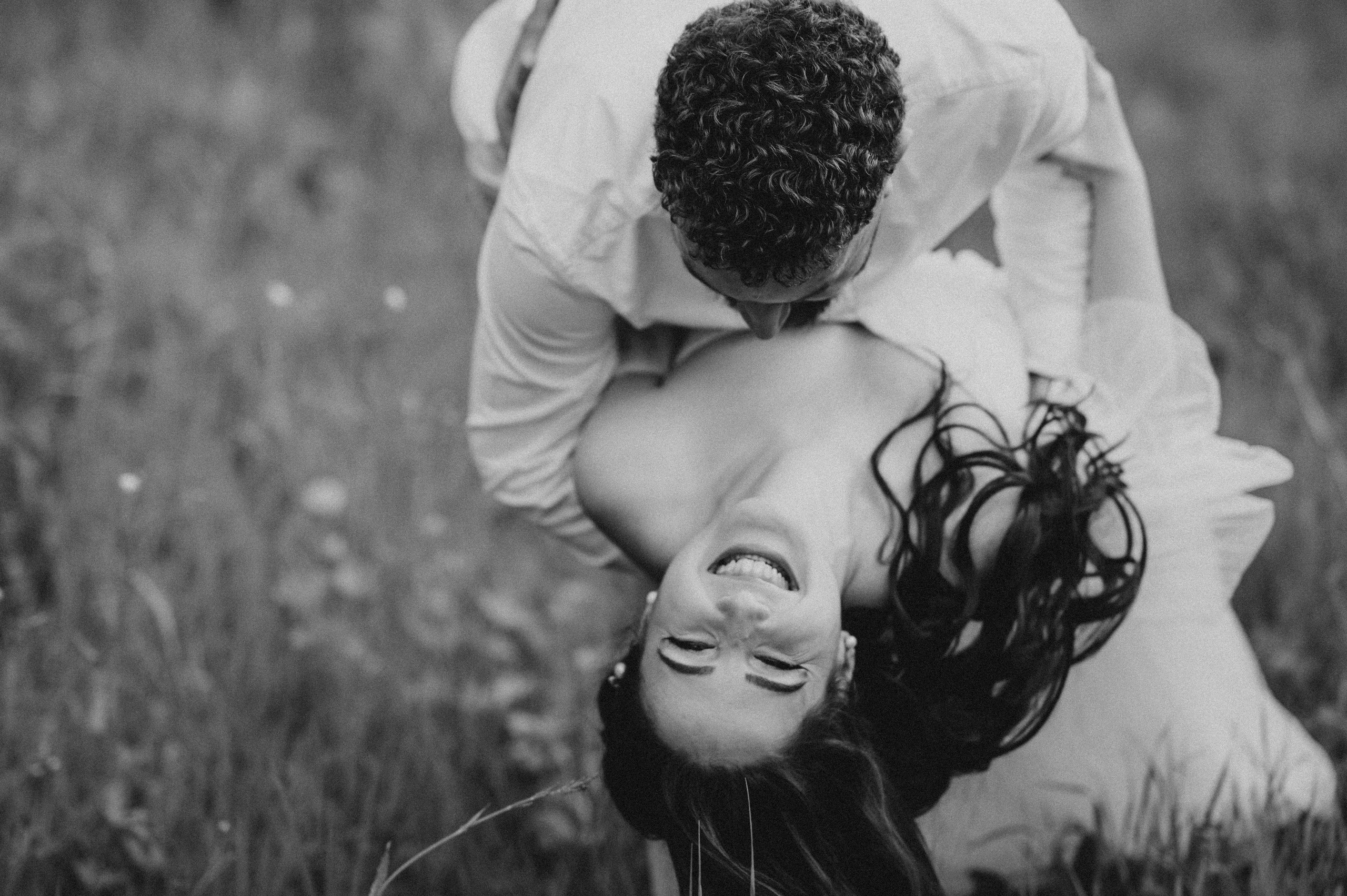 Magda + Andrei | Lovers in the garden. Proud Vision Weddings | Wedding Photography & Film — Servicii profesionale Foto Video Nunta Iasi