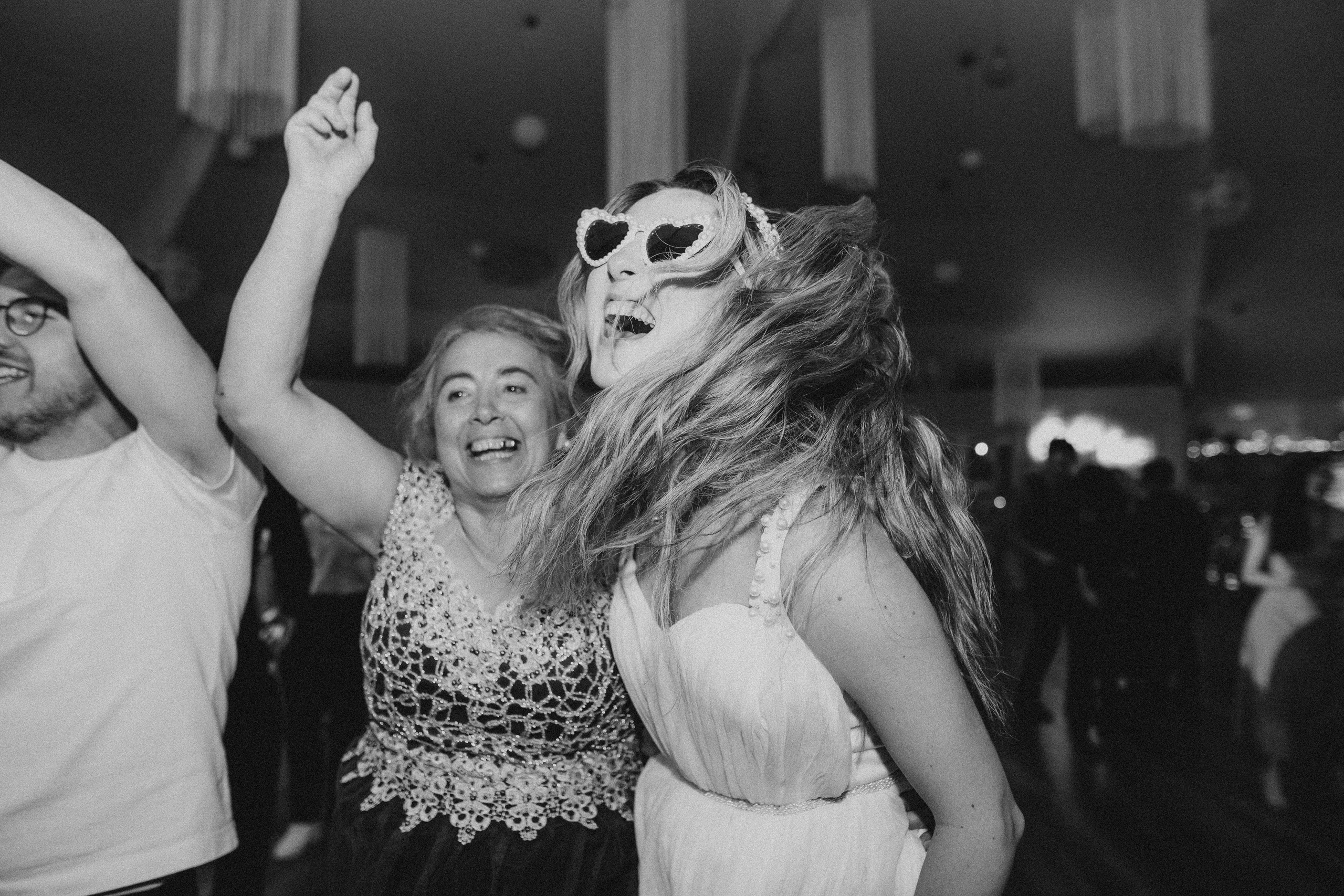 Madalina + Cosmin | Wedding day. Proud Vision Weddings | Wedding Photography & Film — Servicii profesionale Foto Video Nunta Iasi