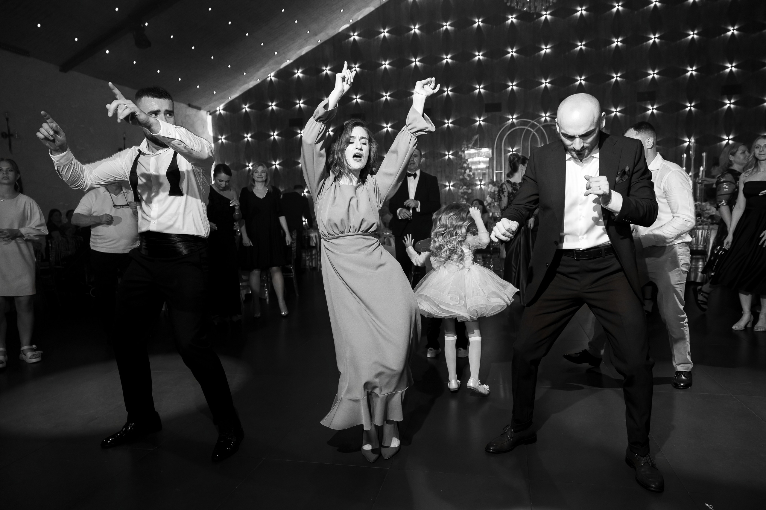 Gabriel & Evelina — Lago — Wedding Day. Servicii Foto și Video 067188353