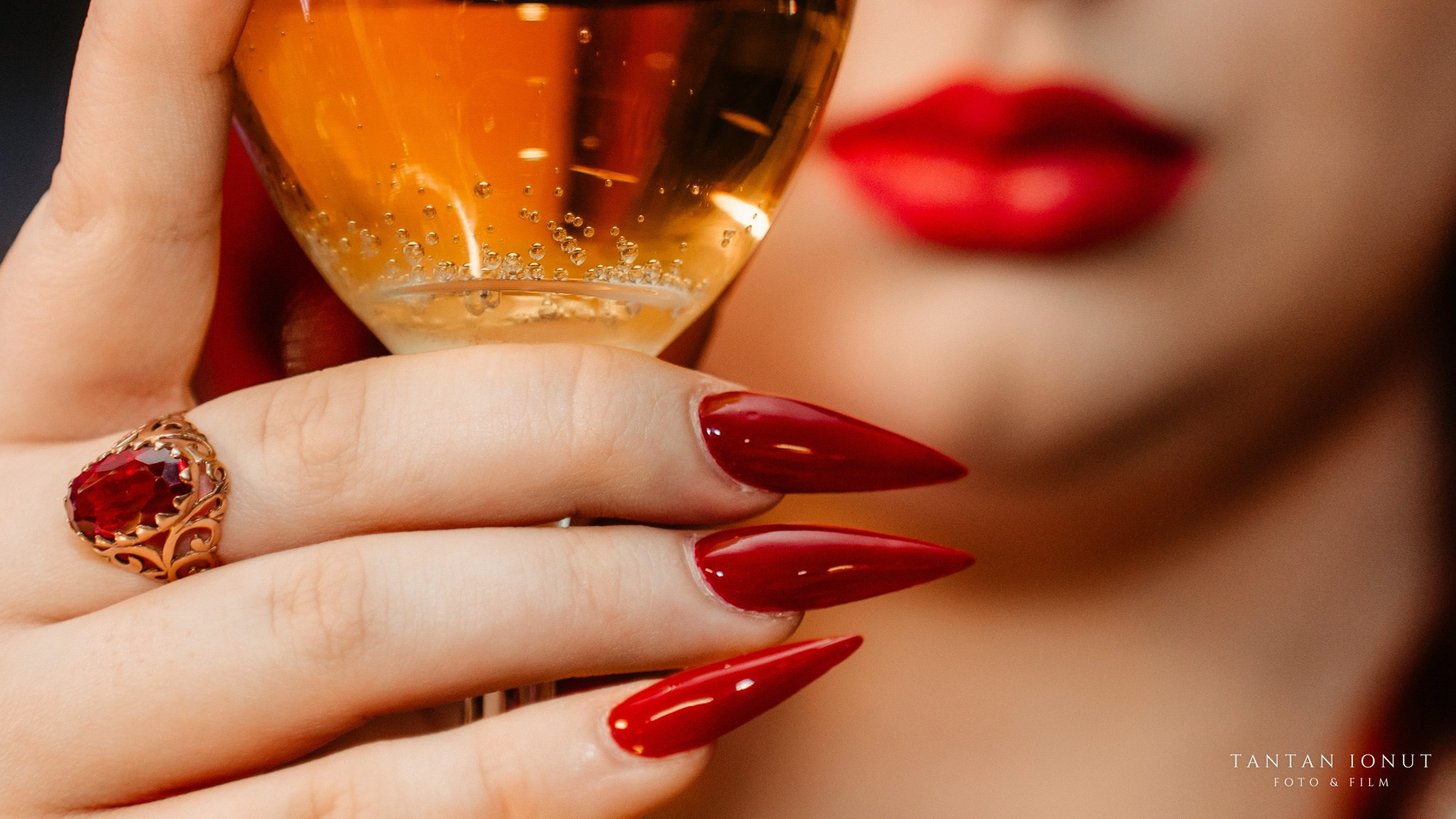 ANIVERSARE IZABELA. TANTAN IONUT FOTO & FILM