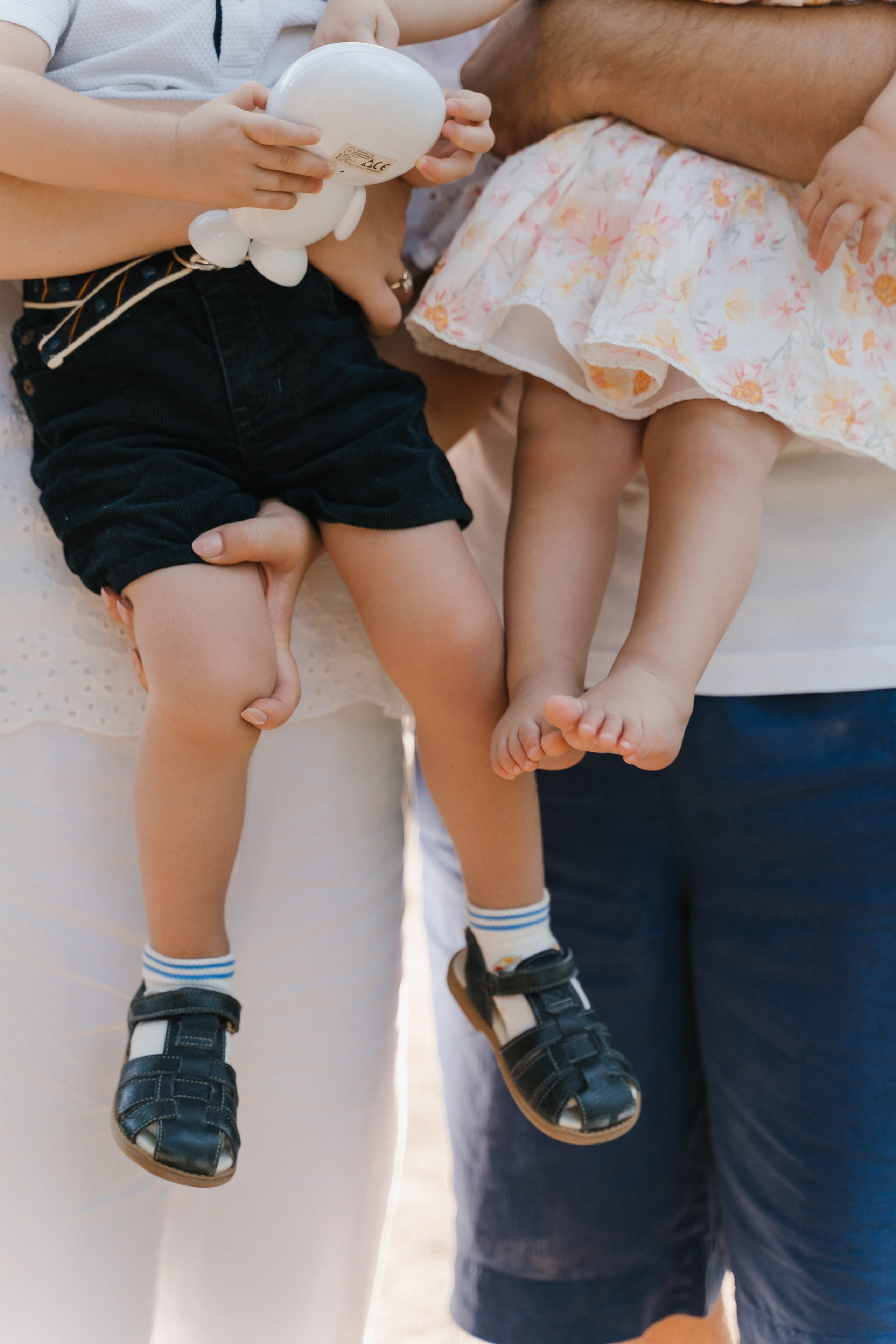 Anna, Pavel, Misha y Sofia. Fotógrafa de bodas y familias en España, Valencia: Nadia ProFoto