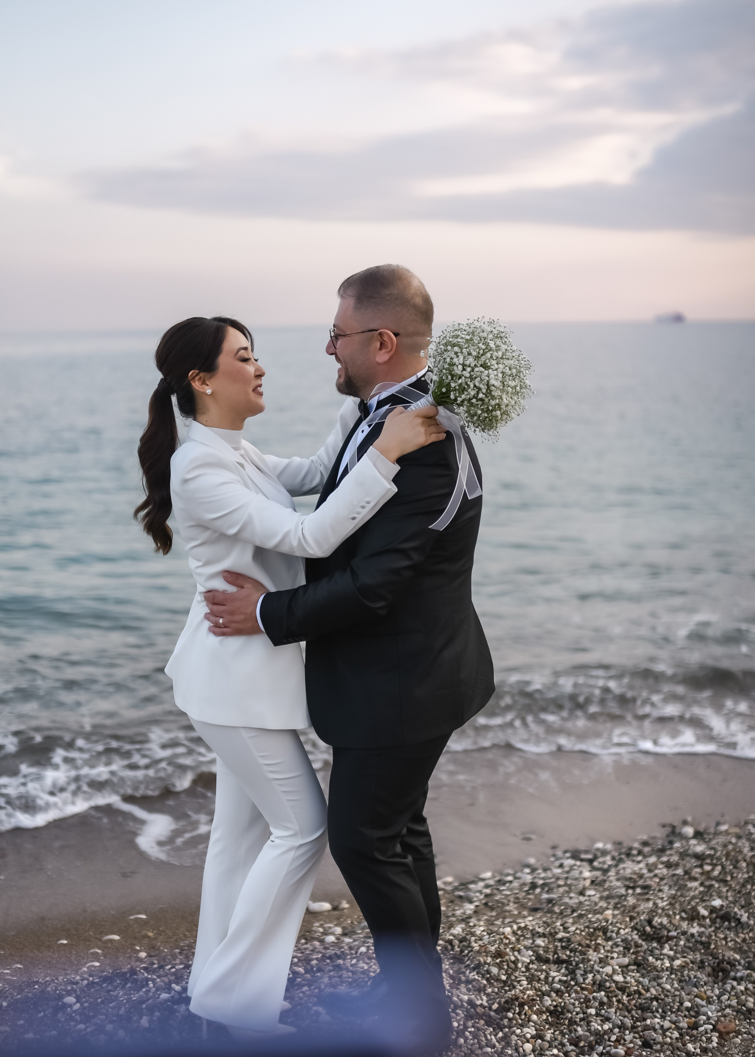 Свадебный фотограф в Анталии. Свадебные фотосессии на море, в отелях и красивых локациях Турции. Живые эмоции и настоящие истории любви.