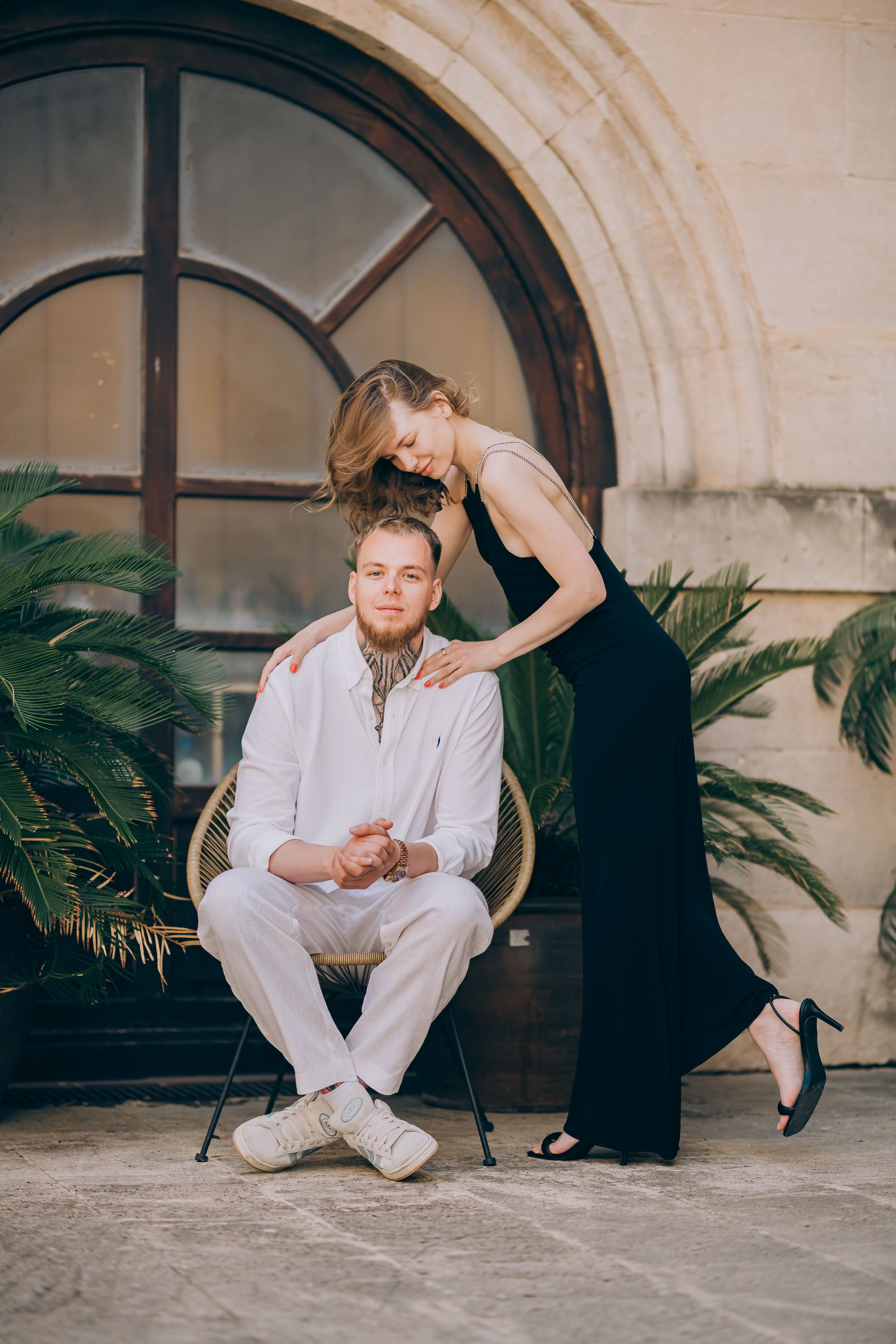 Romantic Couple Session — Mallorca Old Town. Фотограф у Пальма де Майорка