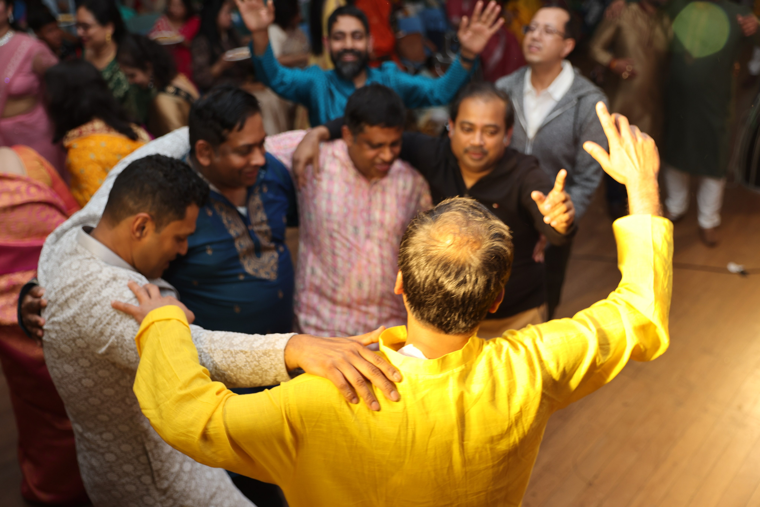 Nbysa Sydney. MHCreative is family-oriented photographer based in SYDNEY