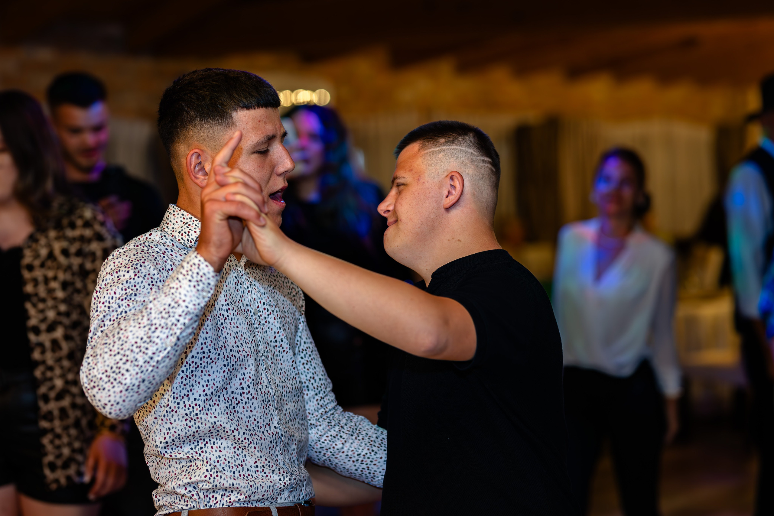 Majorat Ion. Ionut Brehuescu — Fotograf