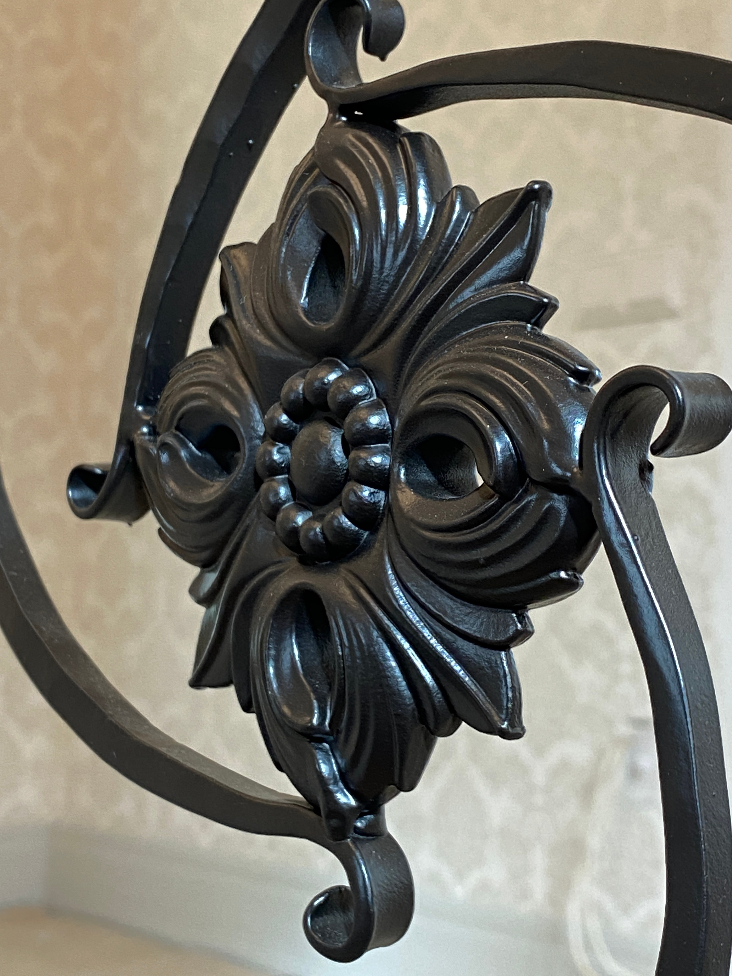 Коммерческие проекты Марии Тарлецкой. Скульптор кузнец Мария Тарлецкая