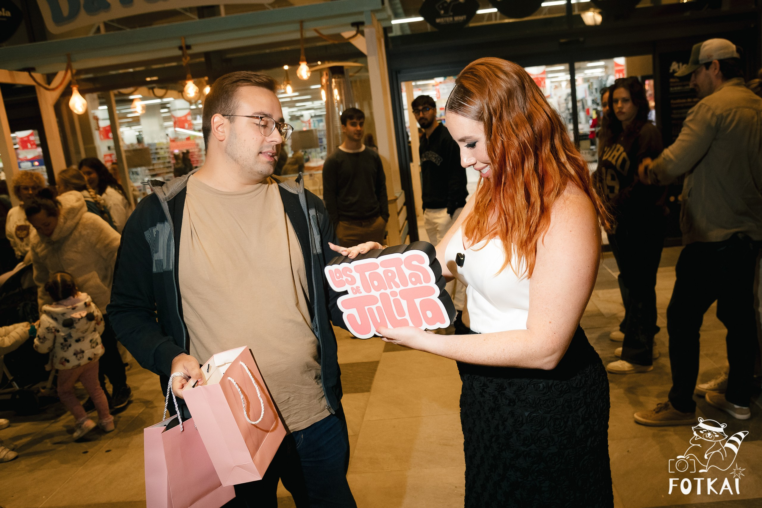 Inauguración de Las Tartas de Julita en La Zenia — fotoreportaje del evento | FOTKAI