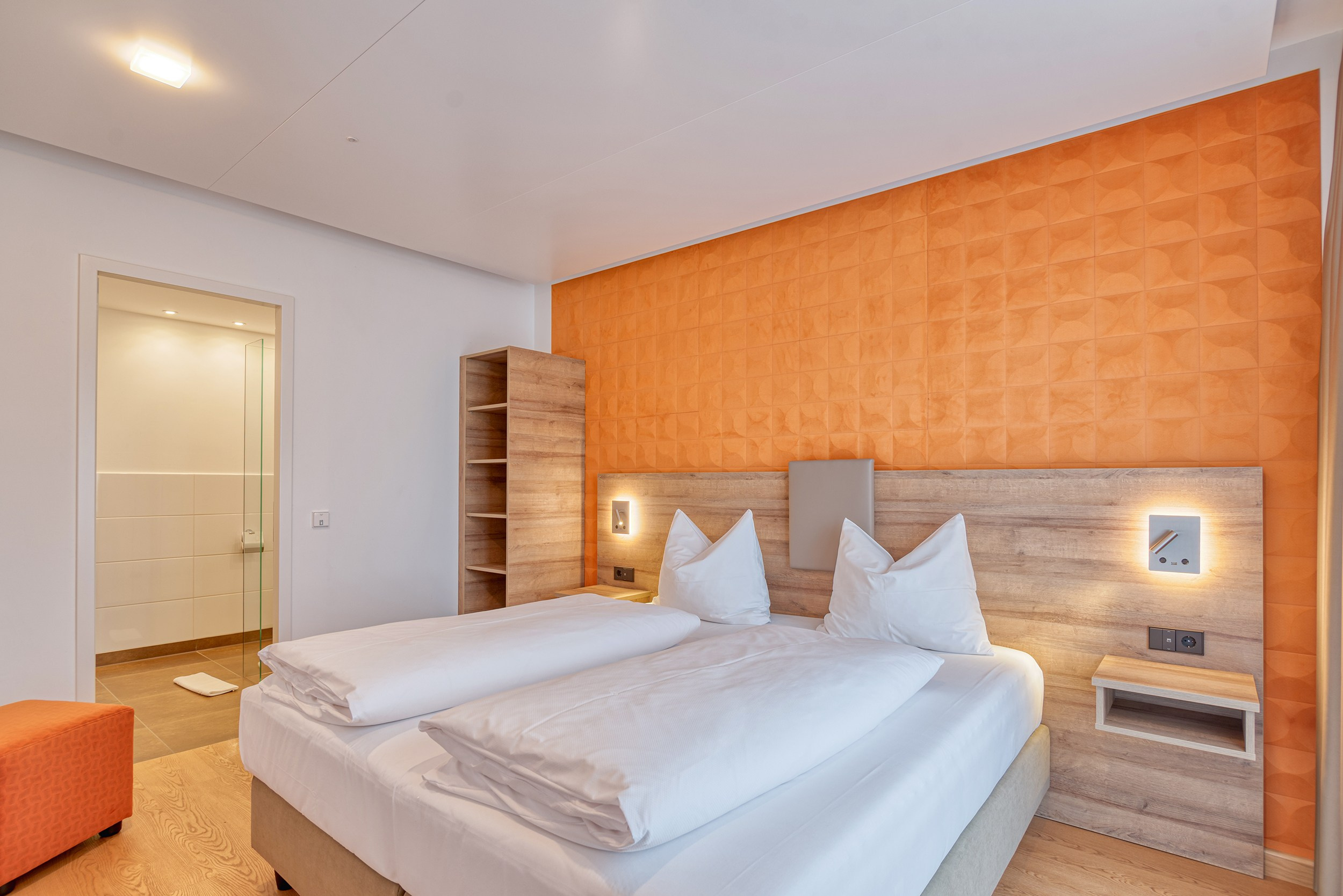 Beautiful photo shoot in Munich for a hotel WESTSIDE Hotel Garni. Photographer in Yerevan