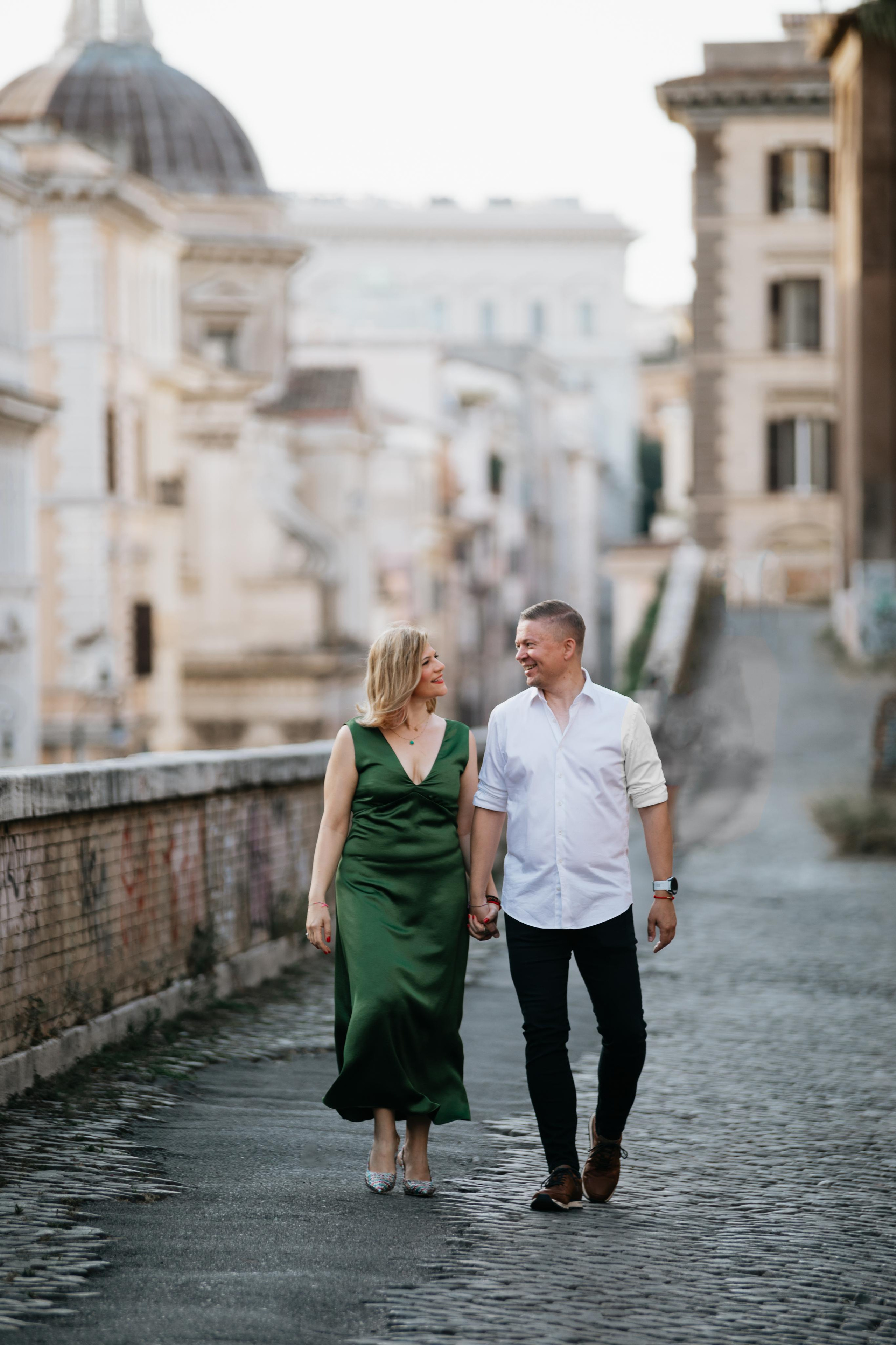 Eleni & Juha. Romantic Photoshoot. Photographer in Rome