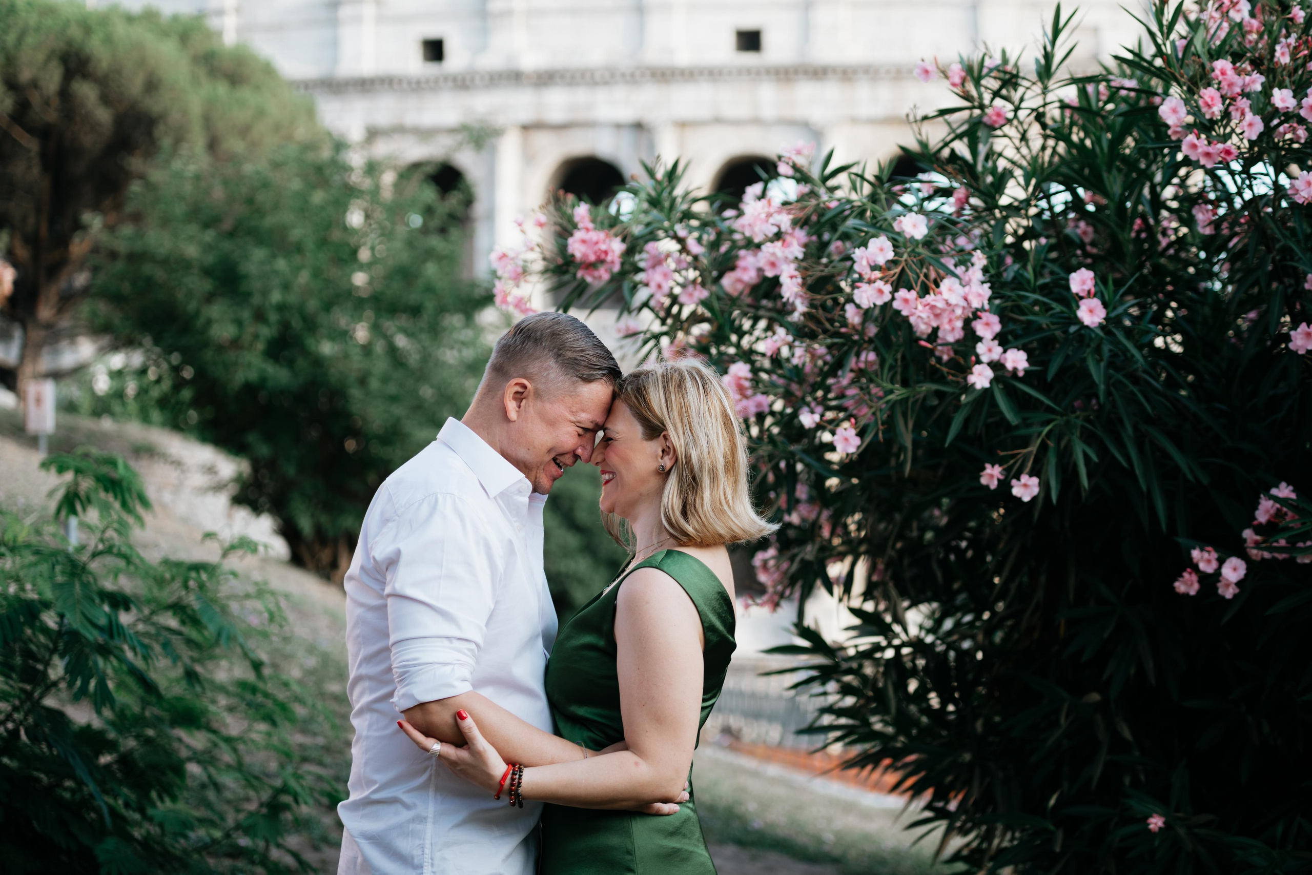 Eleni & Juha. Romantic Photoshoot. Photographer in Rome
