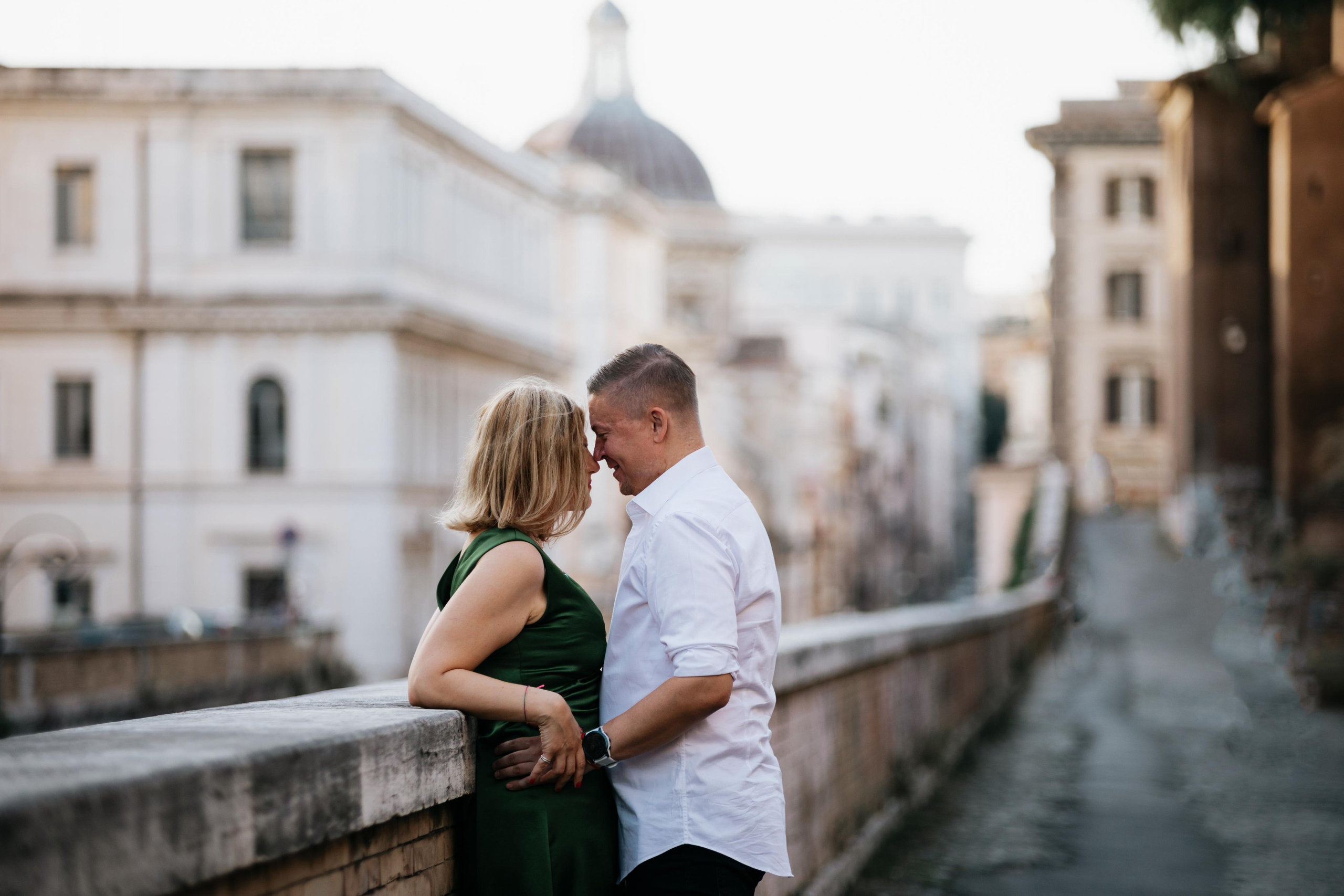 Eleni & Juha. Romantic Photoshoot. Photographer in Rome