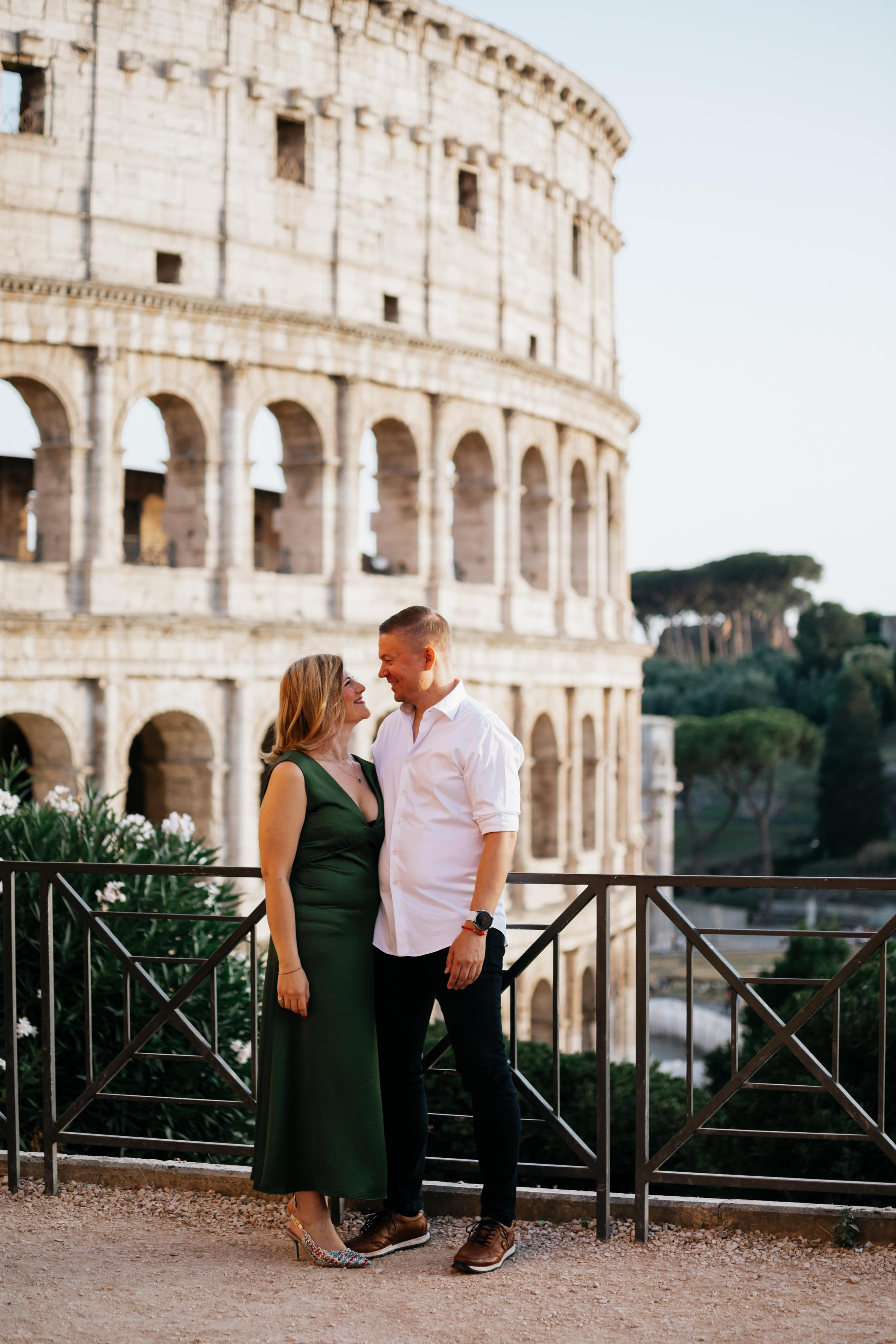 Eleni & Juha. Romantic Photoshoot. Photographer in Rome