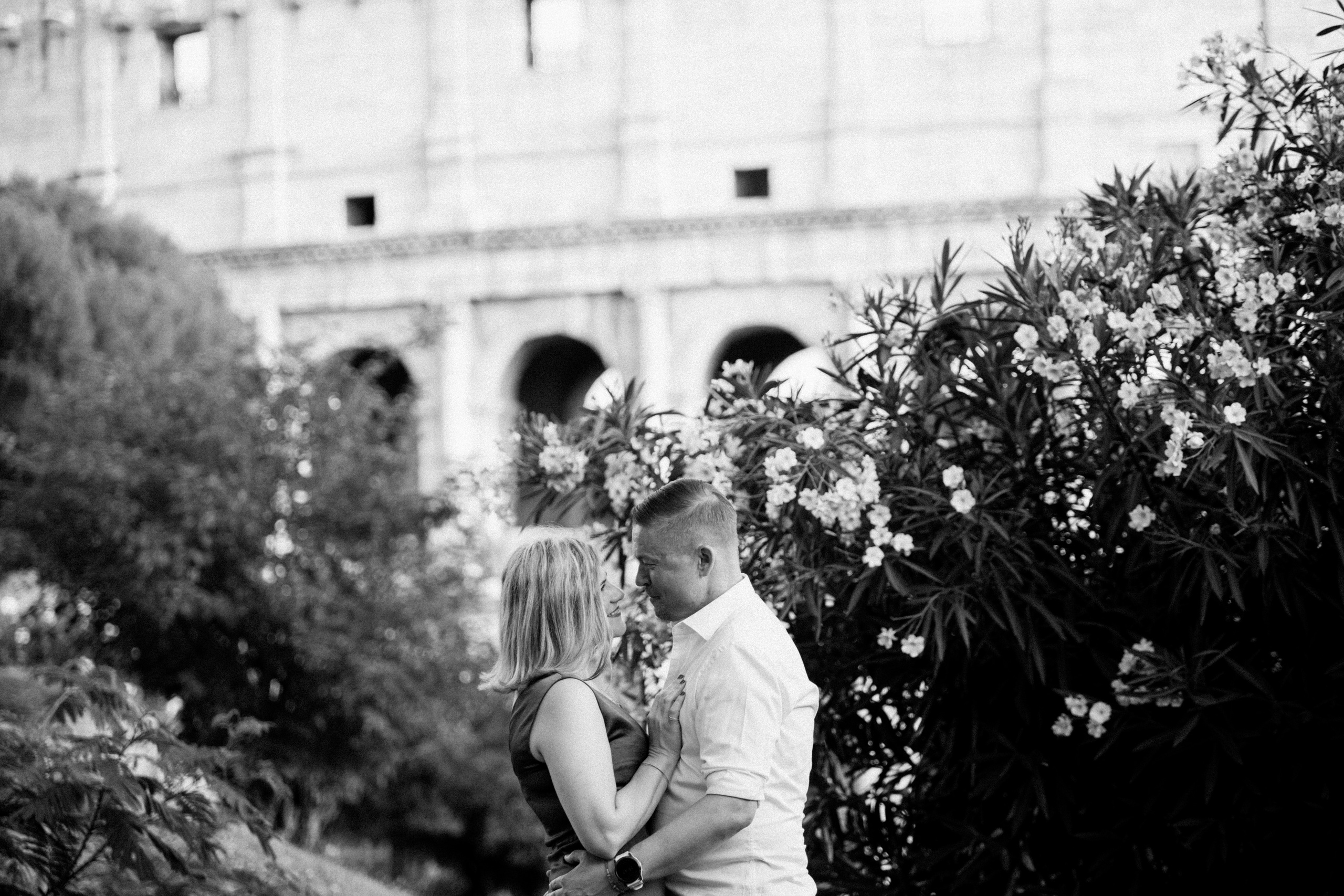 Eleni & Juha. Romantic Photoshoot. Photographer in Rome