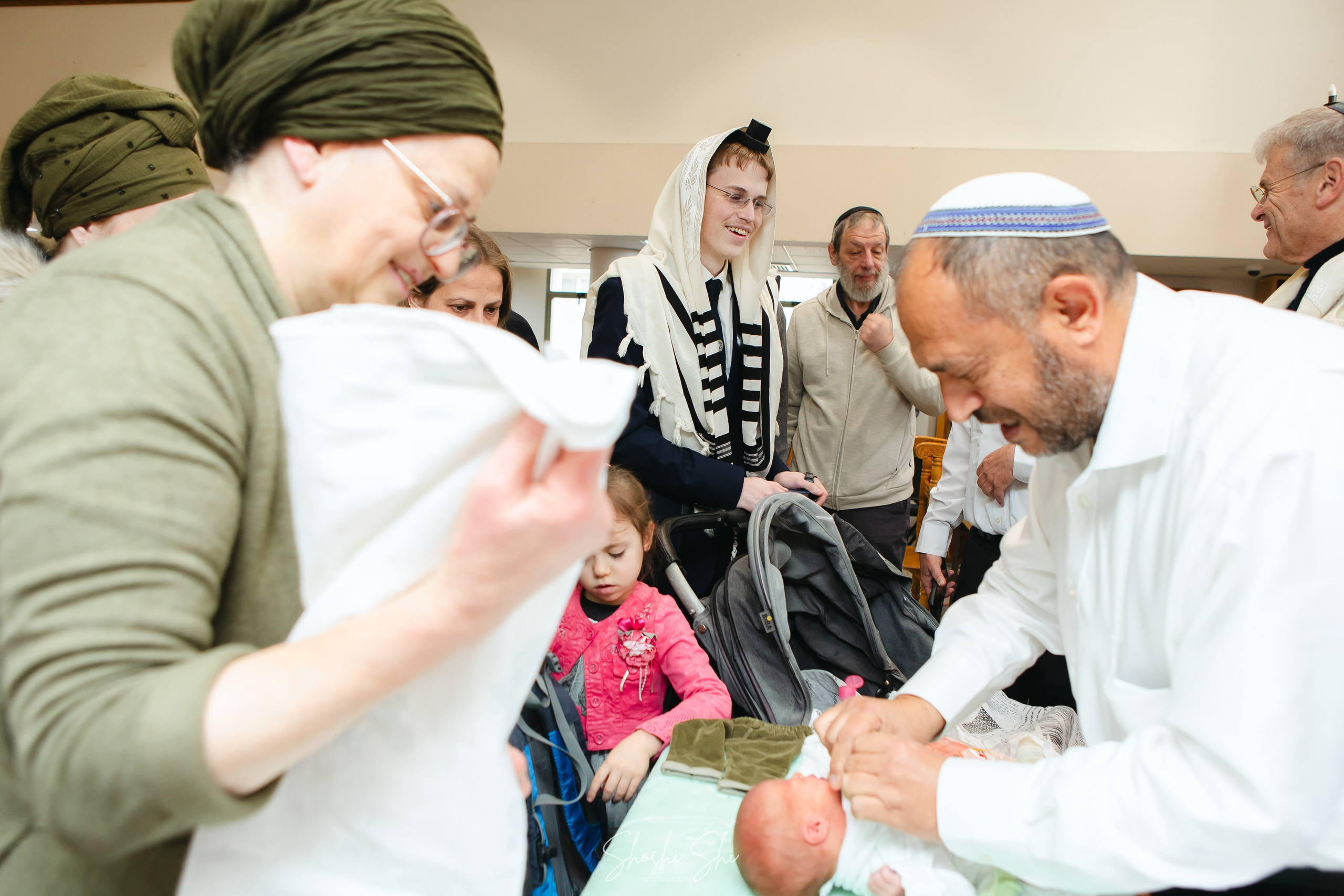 BRIT TWINS. Https://shi-photo.com/