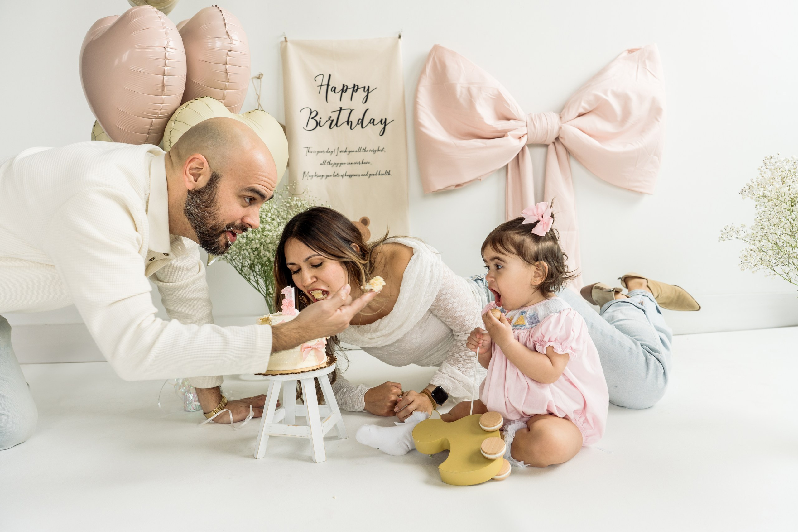 Vivian, Jose, Ariana. Alisa Tant — Family and newborn photographer Bucks County, Montgomery county, Philadelphia, NJ