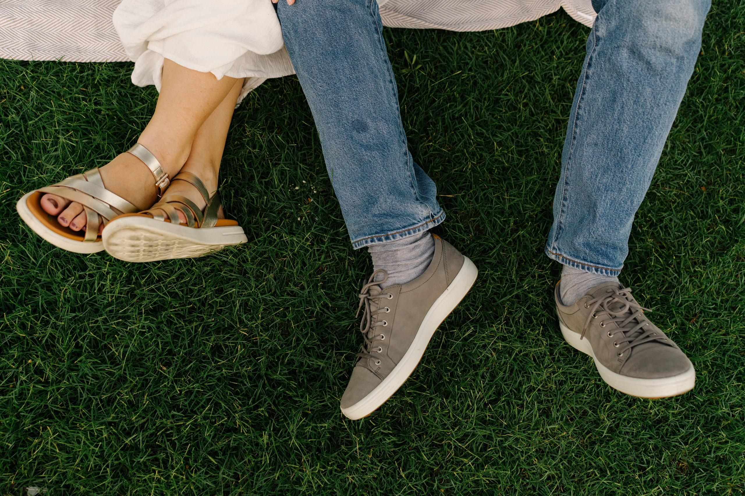 Um Al Amarat Park Pregnancy. Professional Photographer Abu Dhabi, Dubai — Yulia Ismoilova | 2025