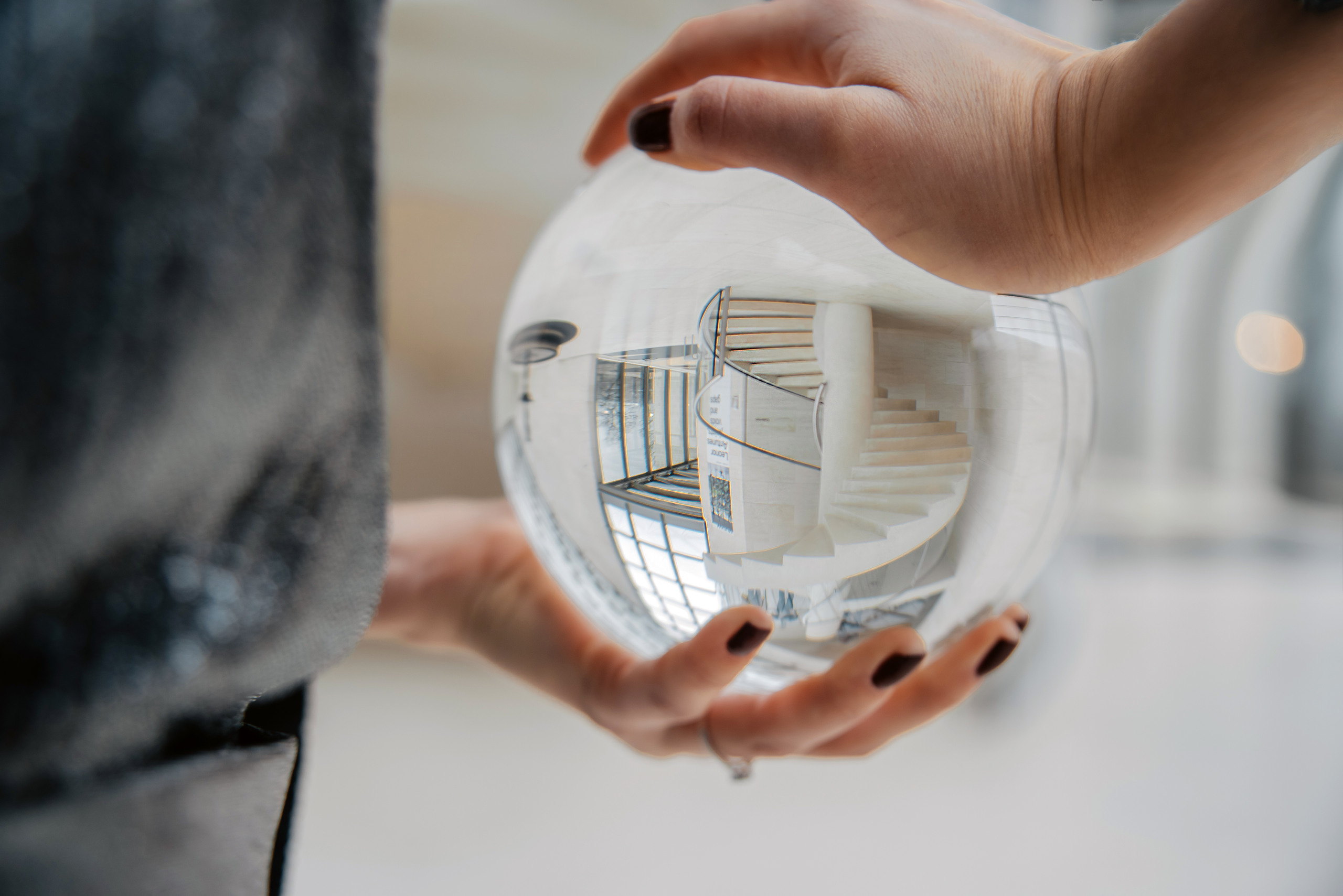 Photoshooting in Museum. Photographer in Luxembourg Tanita