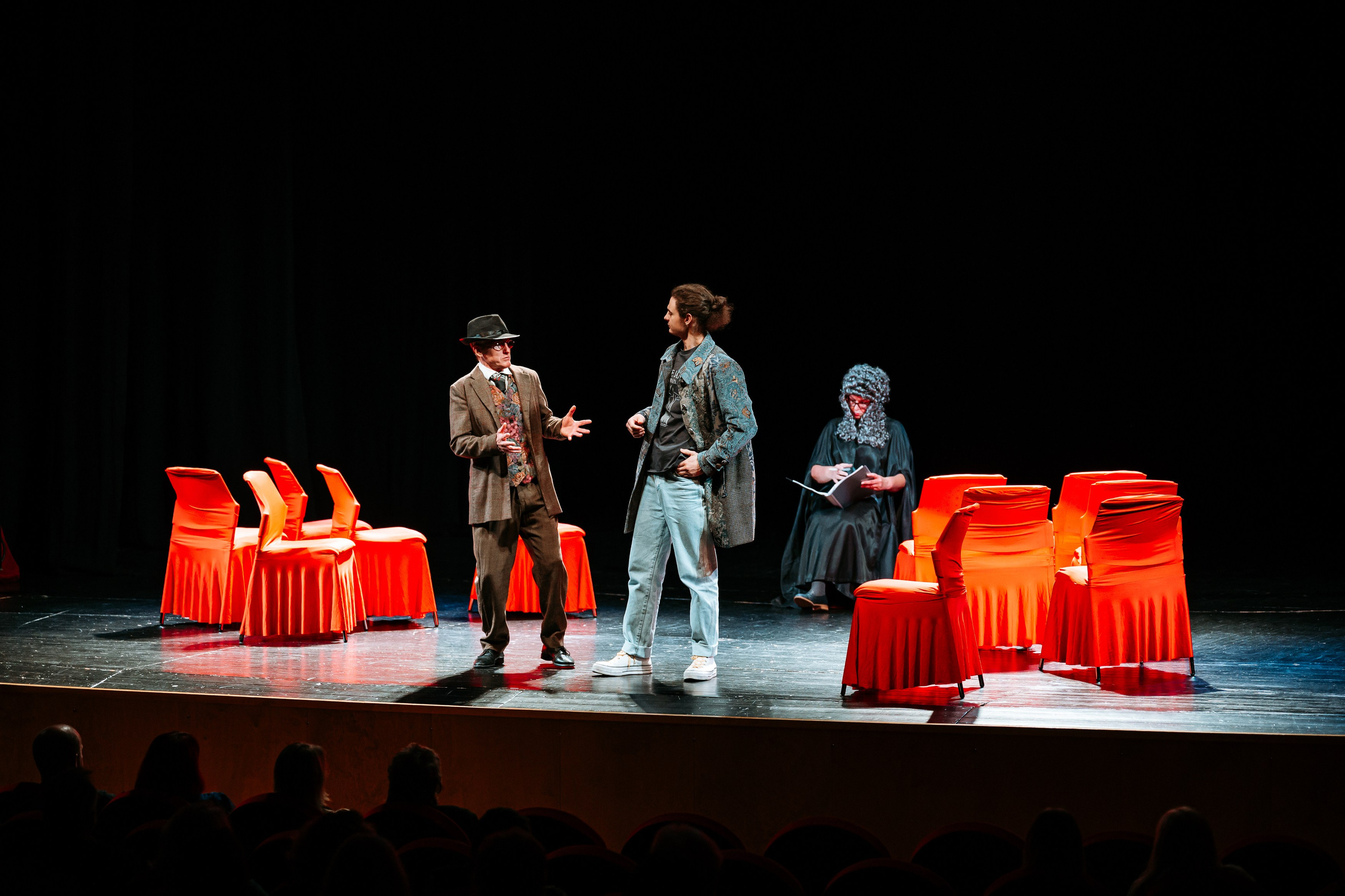 Garbo Teater „12 стульев“. Jelizaveta Gross - reportaaži- ja portreefotograaf Narvas