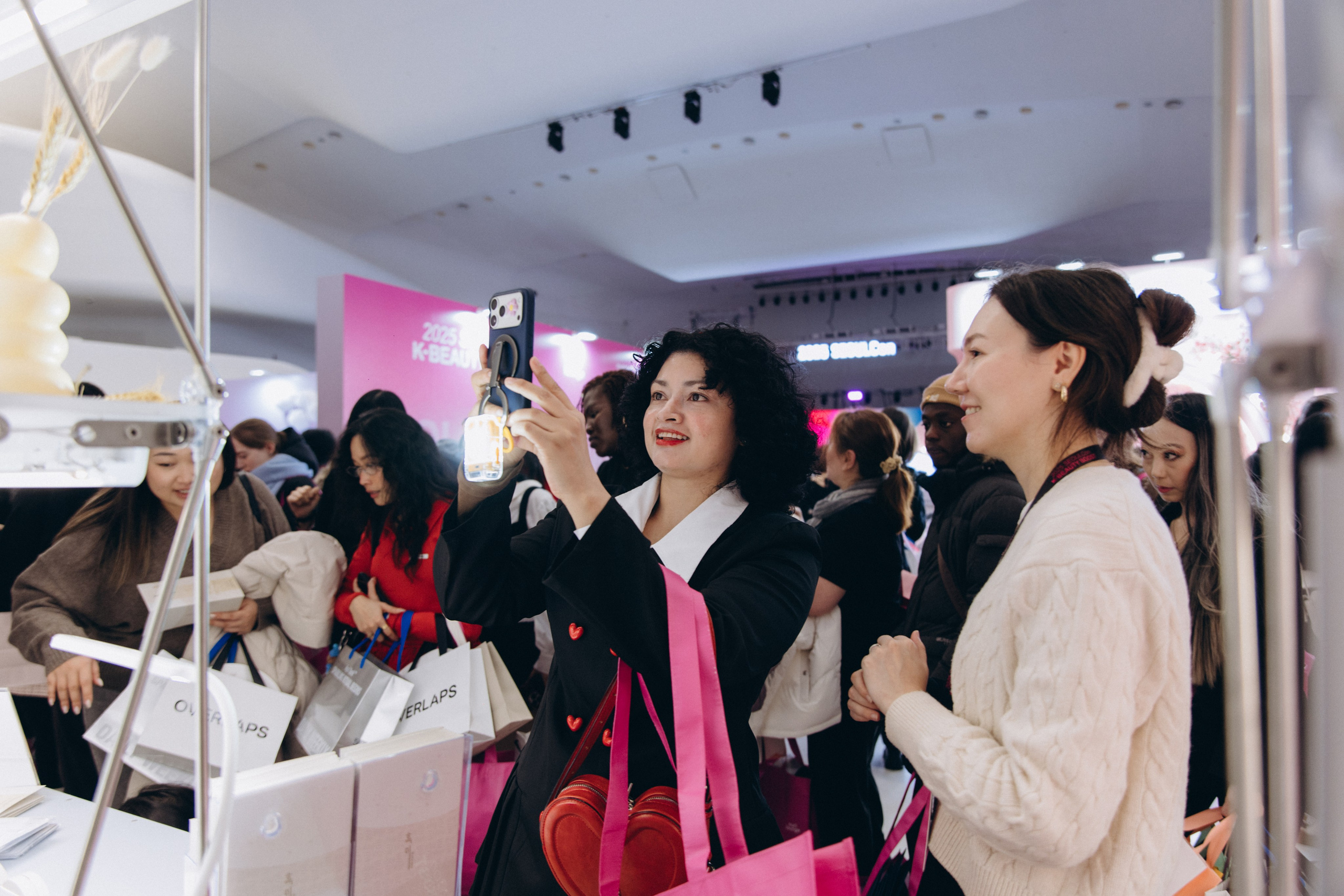 Seoul beauty expo 2025 (Black Rice). Portrait photographer in South Korea Olga Lian