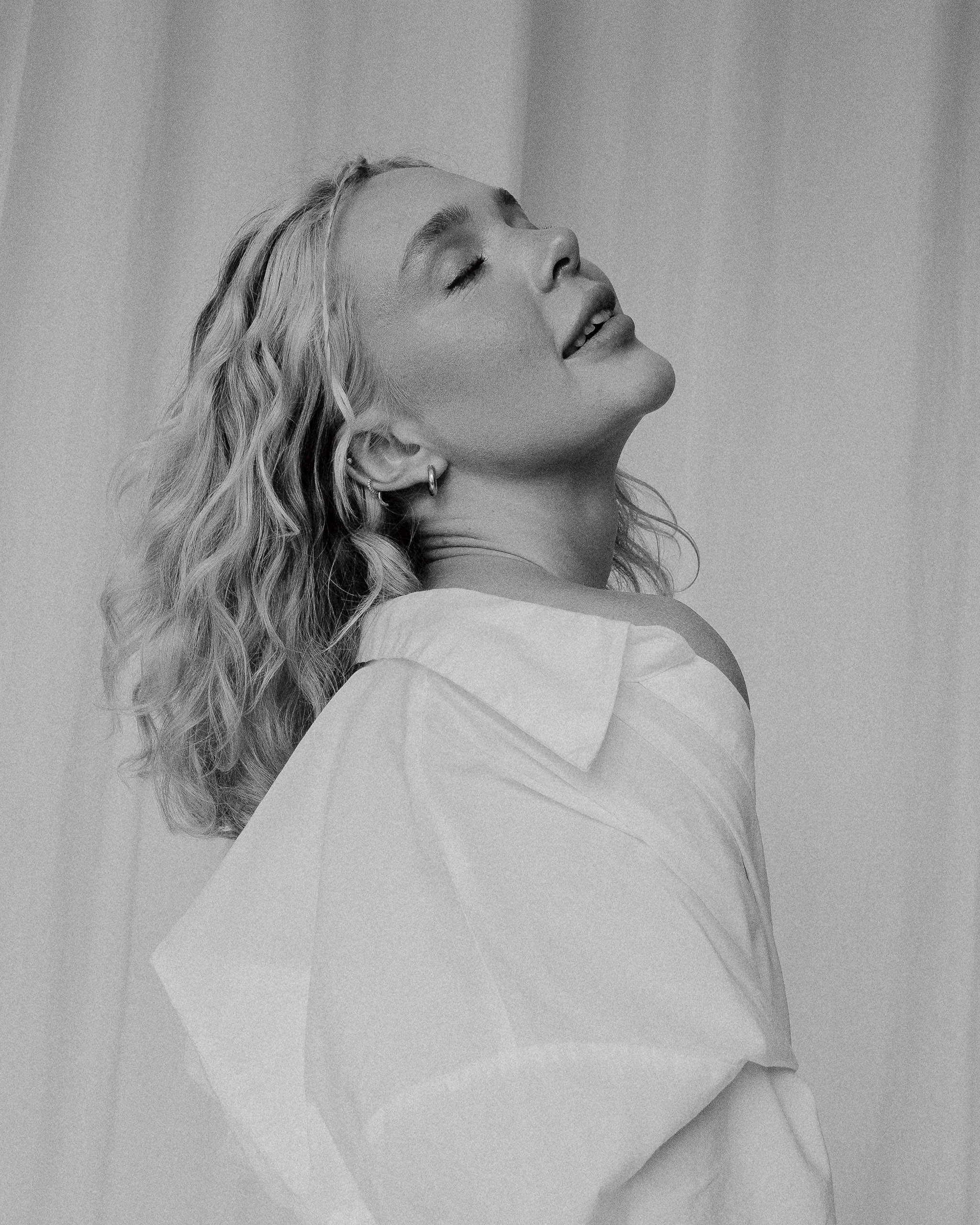 LISA. Inna Mendelson — Photographer