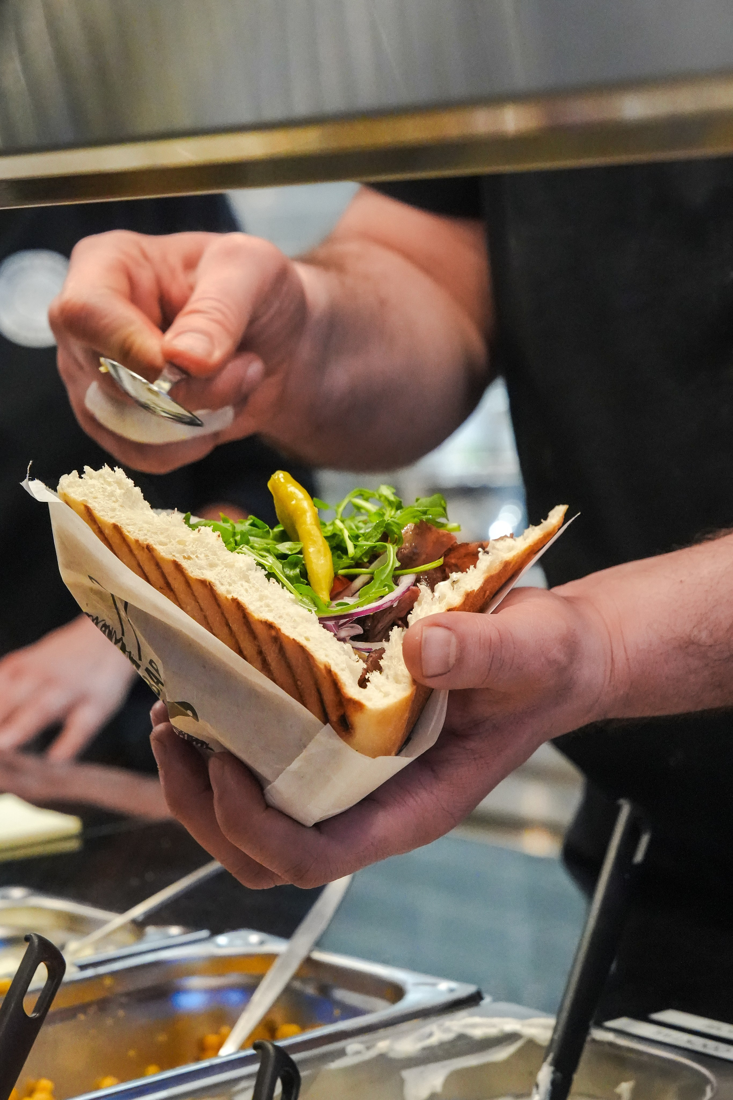 „Eröffnung-Dönerladen“. Fotografin Yuliia Turinina in Stuttgart