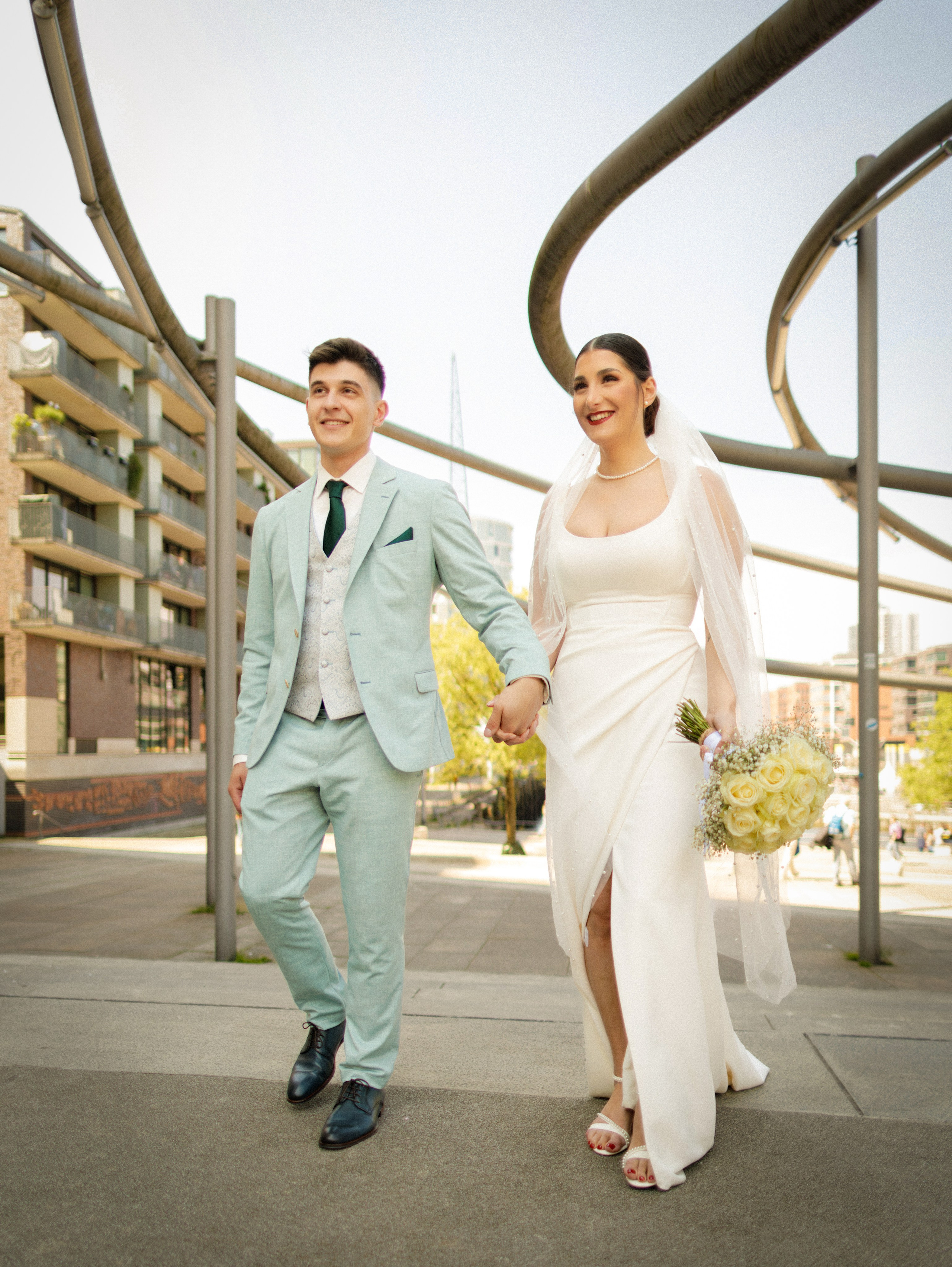 Natürliche Hochzeitsfotografie im Planten un Blomen | Hamburgs grüne Oase. Hochzeitsfotograf und Hochzeitsvideograf aus Hamburg | Roka21Film