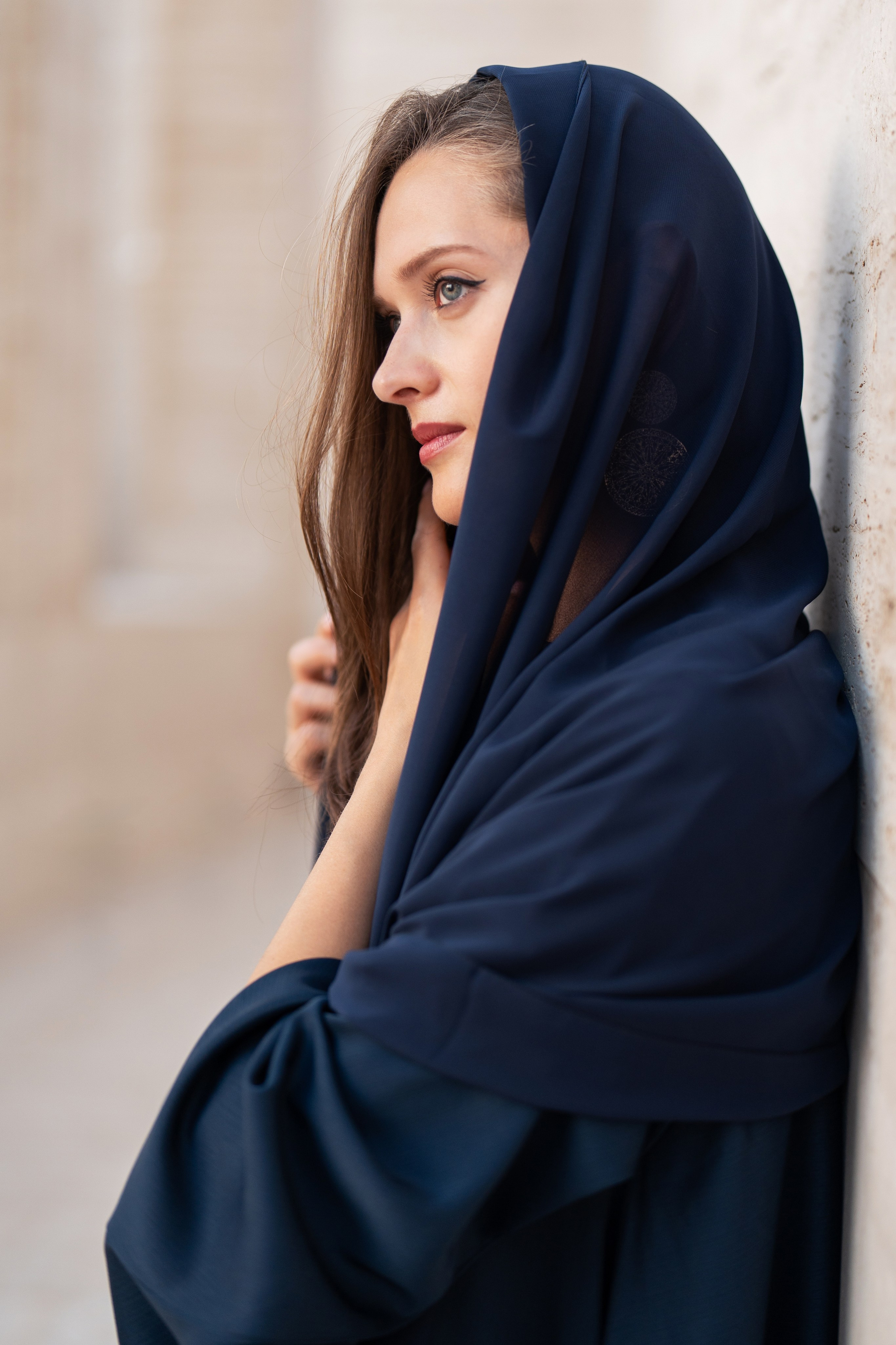 Whisper of the East. Family & fashion photographer in Doha