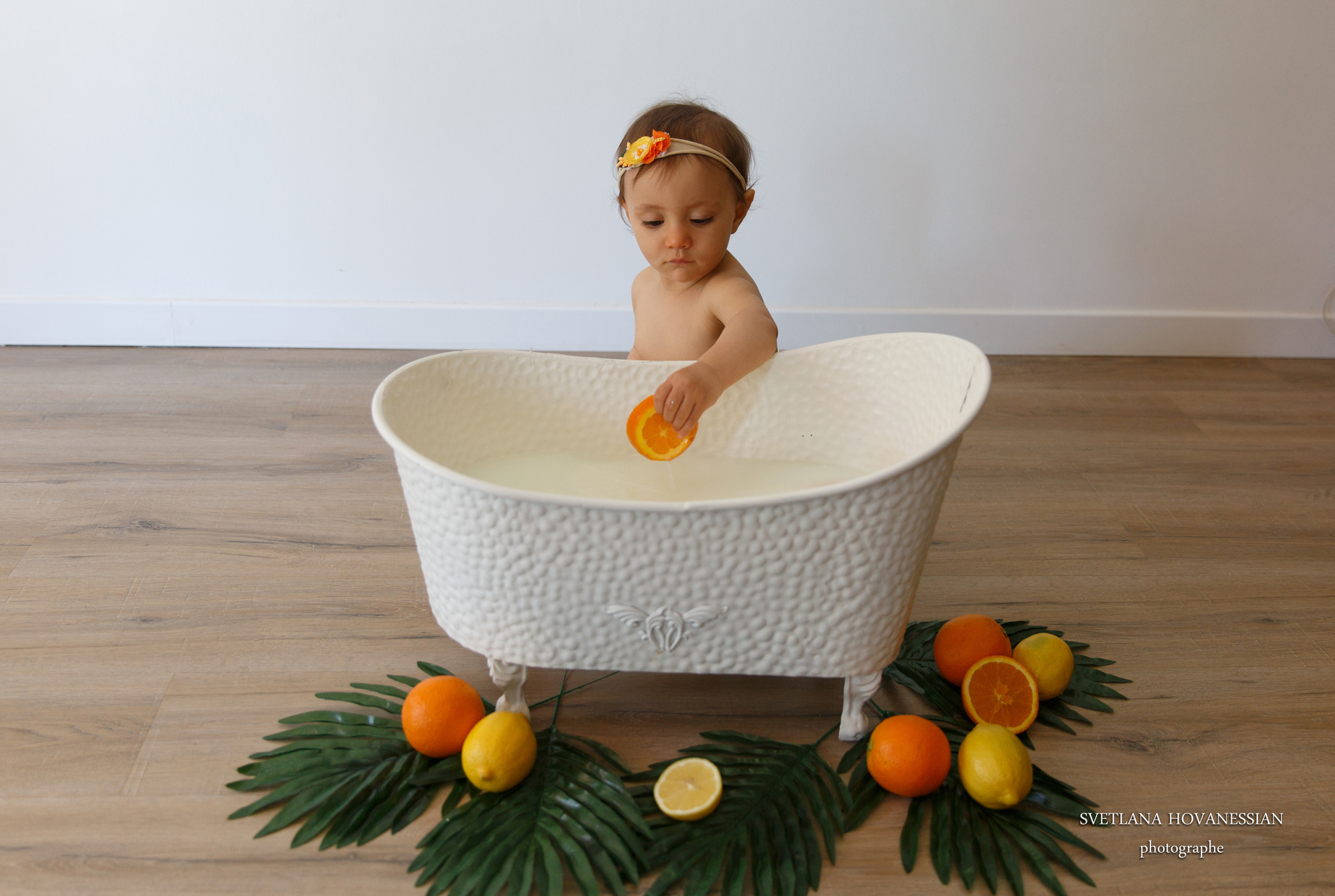 Alexandra. Photographe professionelle spécialisée dans la photographie de grosses