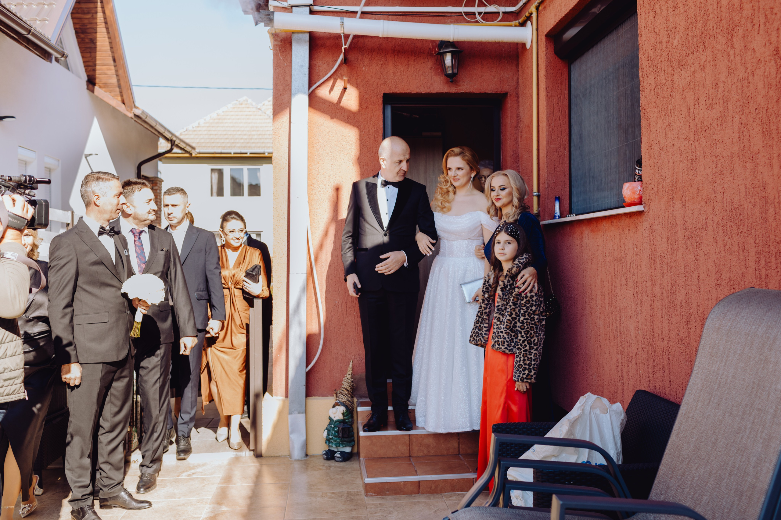 Alexandru & Maria. Wedding & couple photographer from Romania Rut Vetan