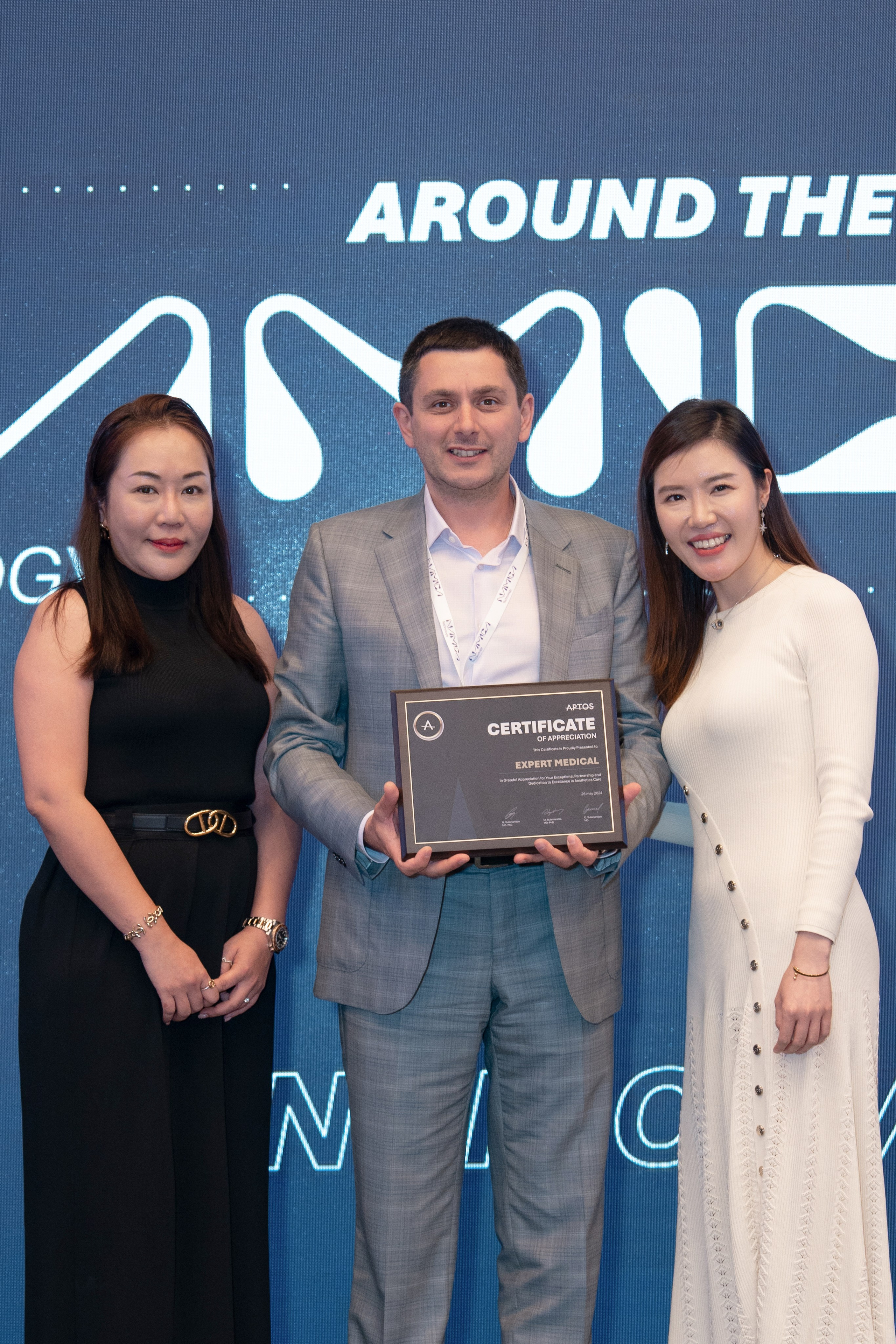 APTOS | SHANGRI-LA HOTEL. PHOTOGRAPHER IN HONG KONG (WEDDING, FASHION, FAMILY, EVENTS)