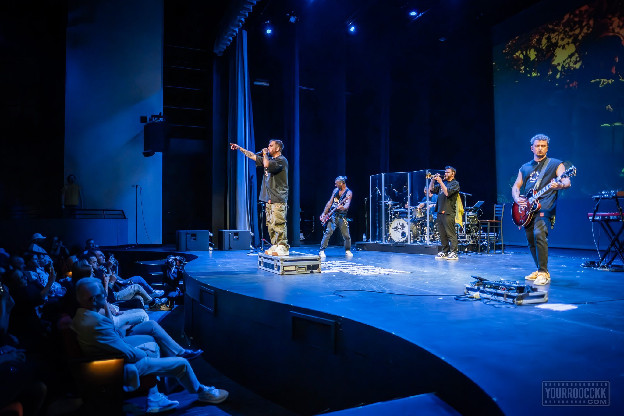 BEZ OBMEZHEN | SACRAMENTO. Reportage concert portrait photography in the San Francisco Bay Area