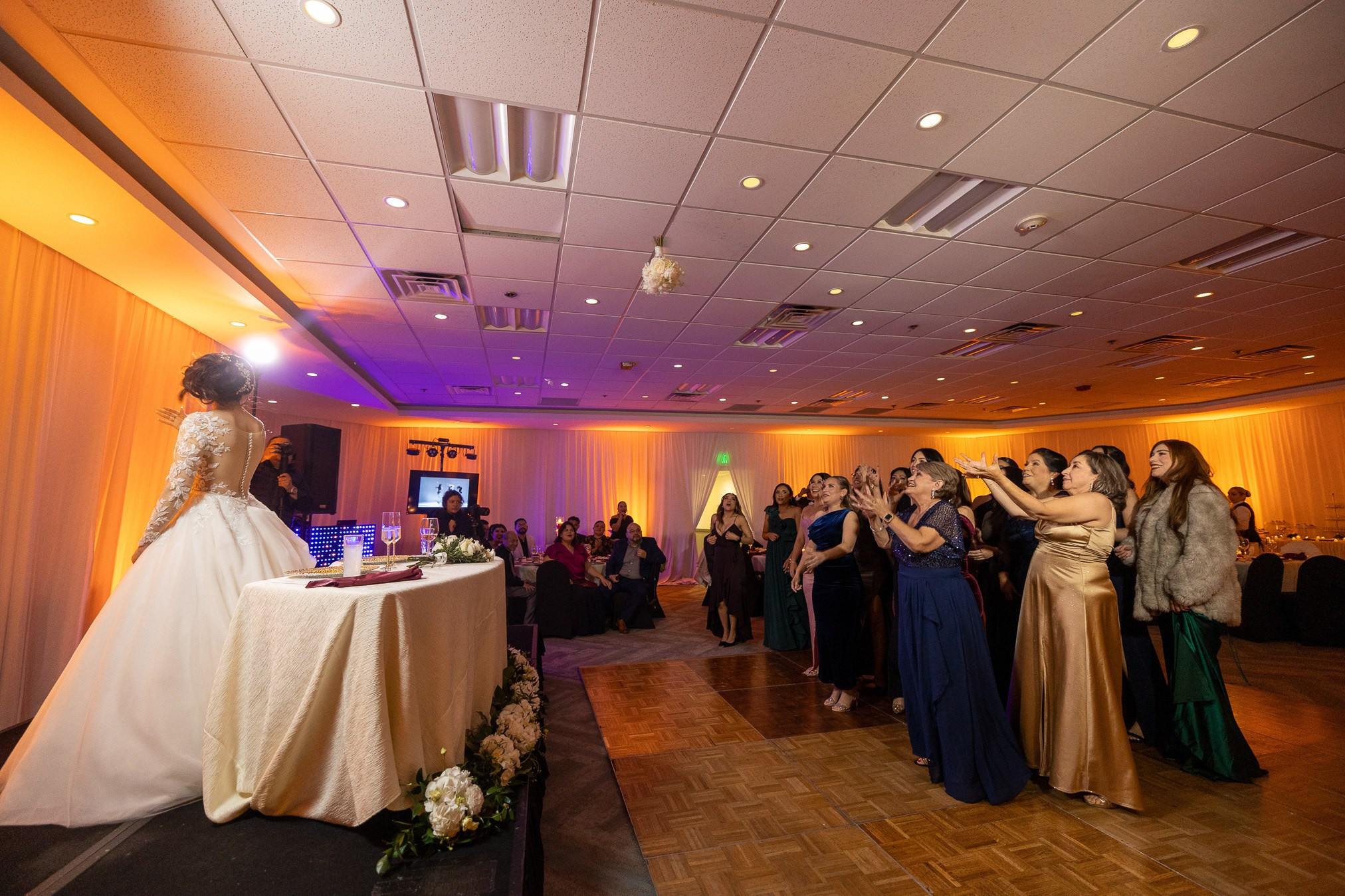 Grand Hotel Tijuana Boda Cinthia y Jorge. Estudio de fotografia en Tijuana
